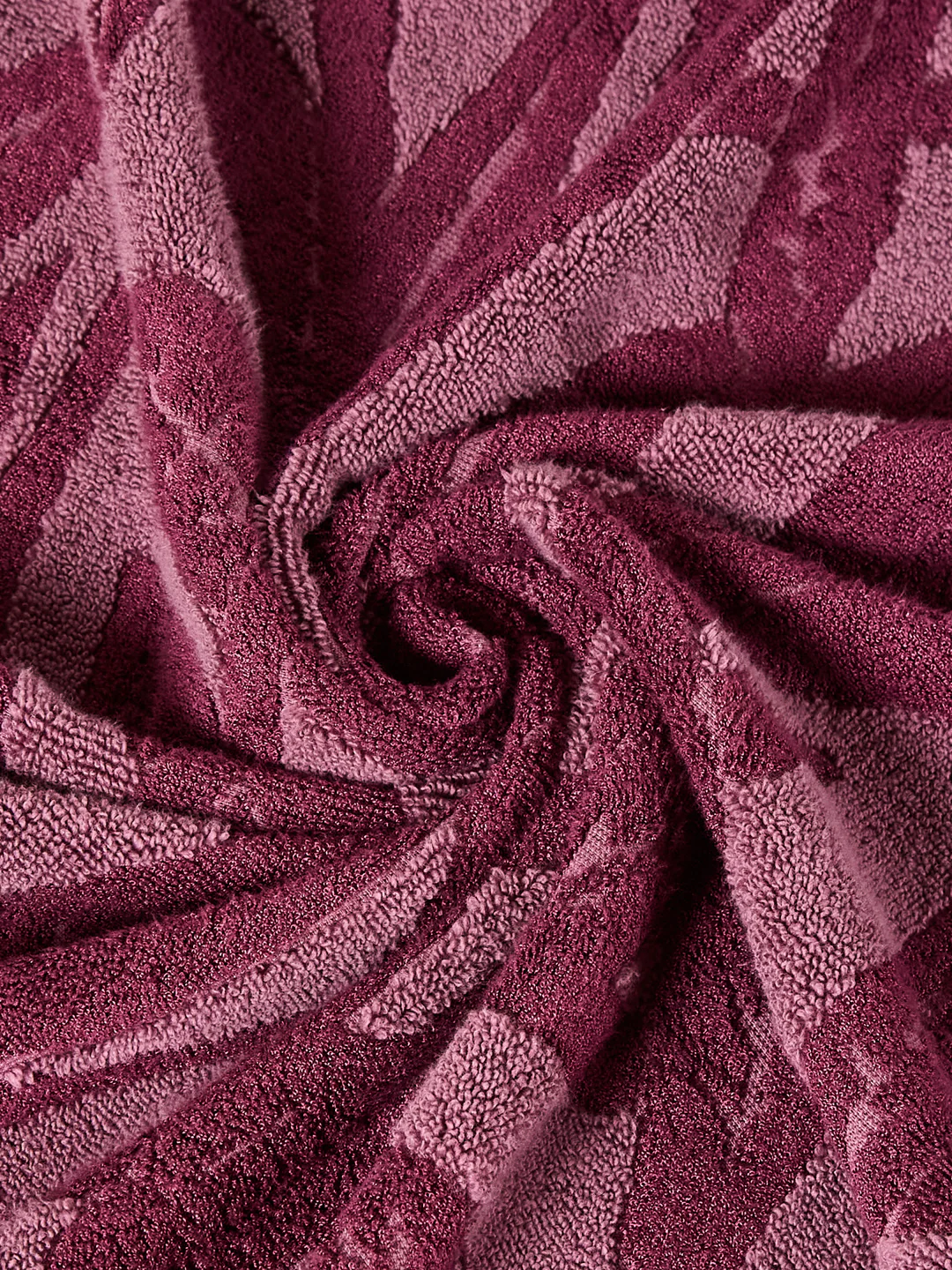 Luxury Burgundy Bamboo Cotton Self Design 630 GSM Bath Towel Eco Bamboo Bliss 1 Pc Pvc - Image 7