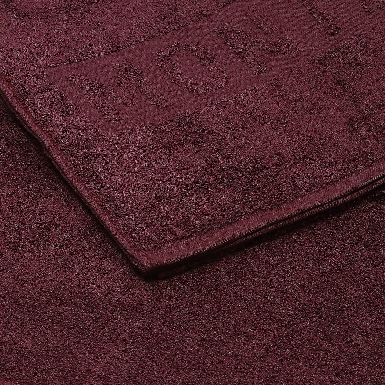 Maroon Cotton 525 GSM Bath Towel - Image 3