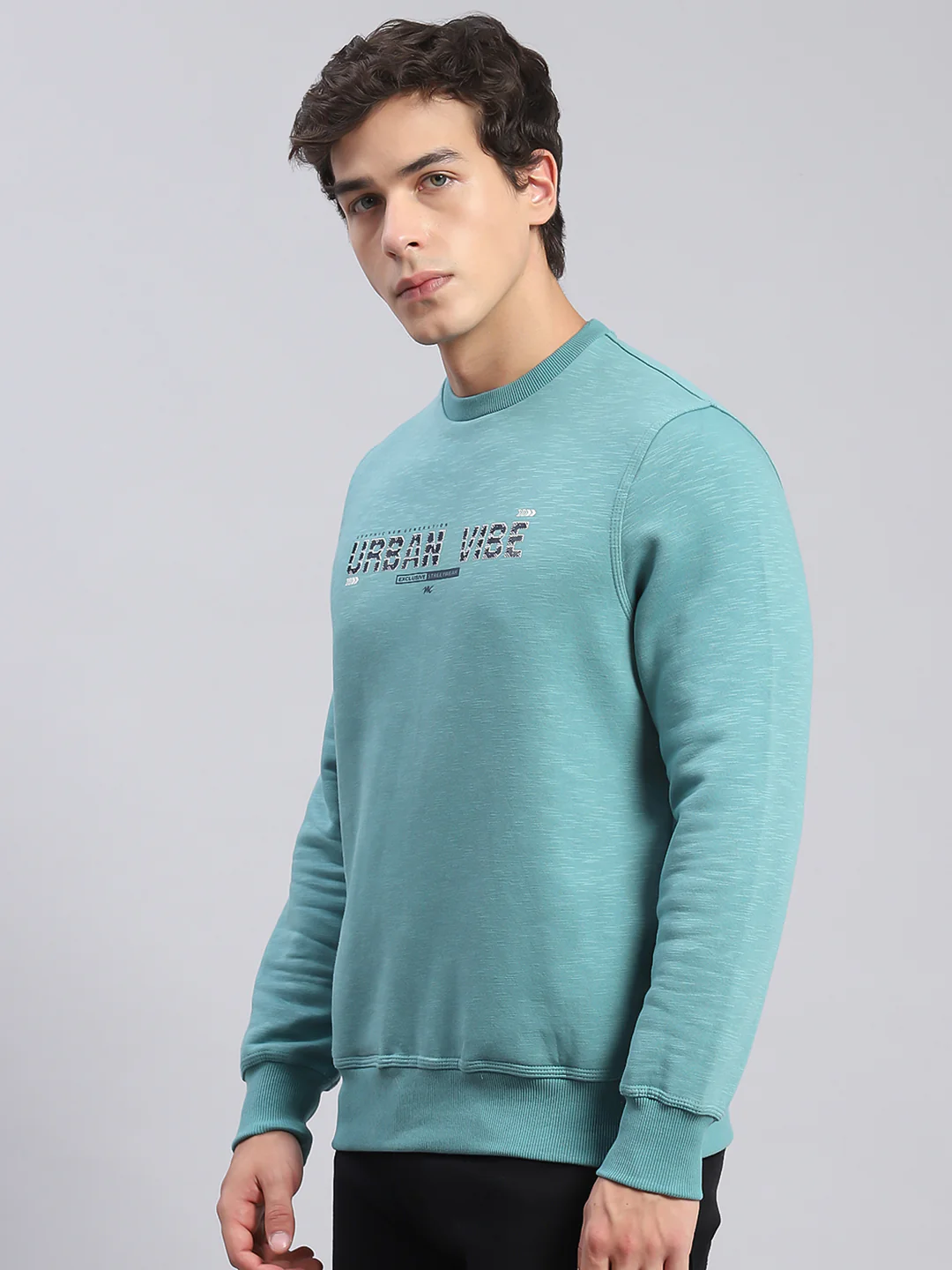 Men Aqua Blue Solid Round Neck Full Sleeve Sweatshirts - Image 3