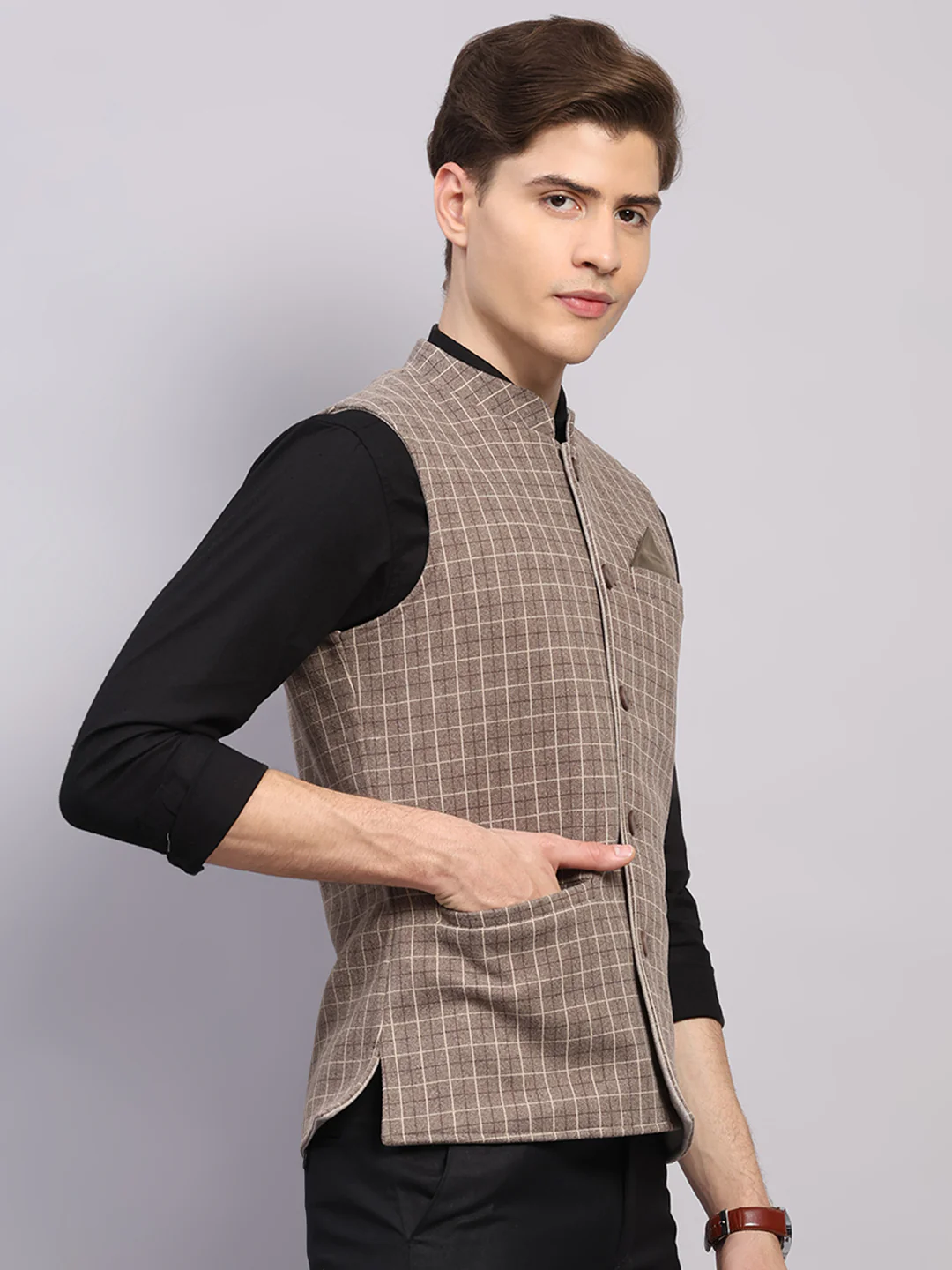 Men Beige Check Collar Sleeveless Nehru Jacket - Image 4