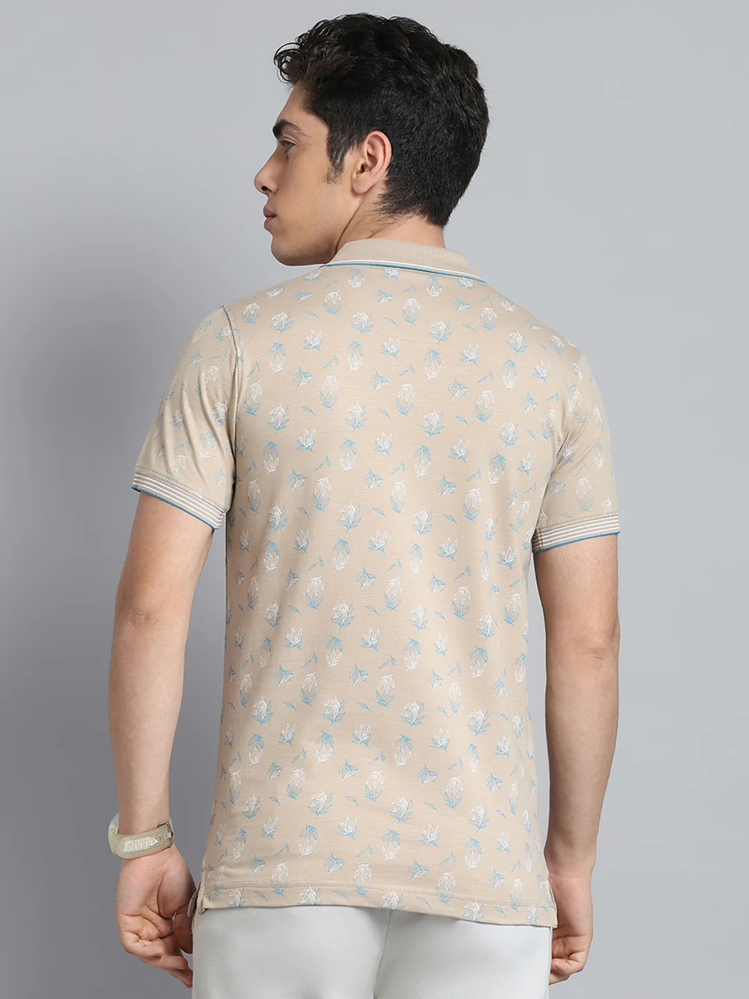 Men Beige Printed Collar Half Sleeve T-Shirt - Image 5