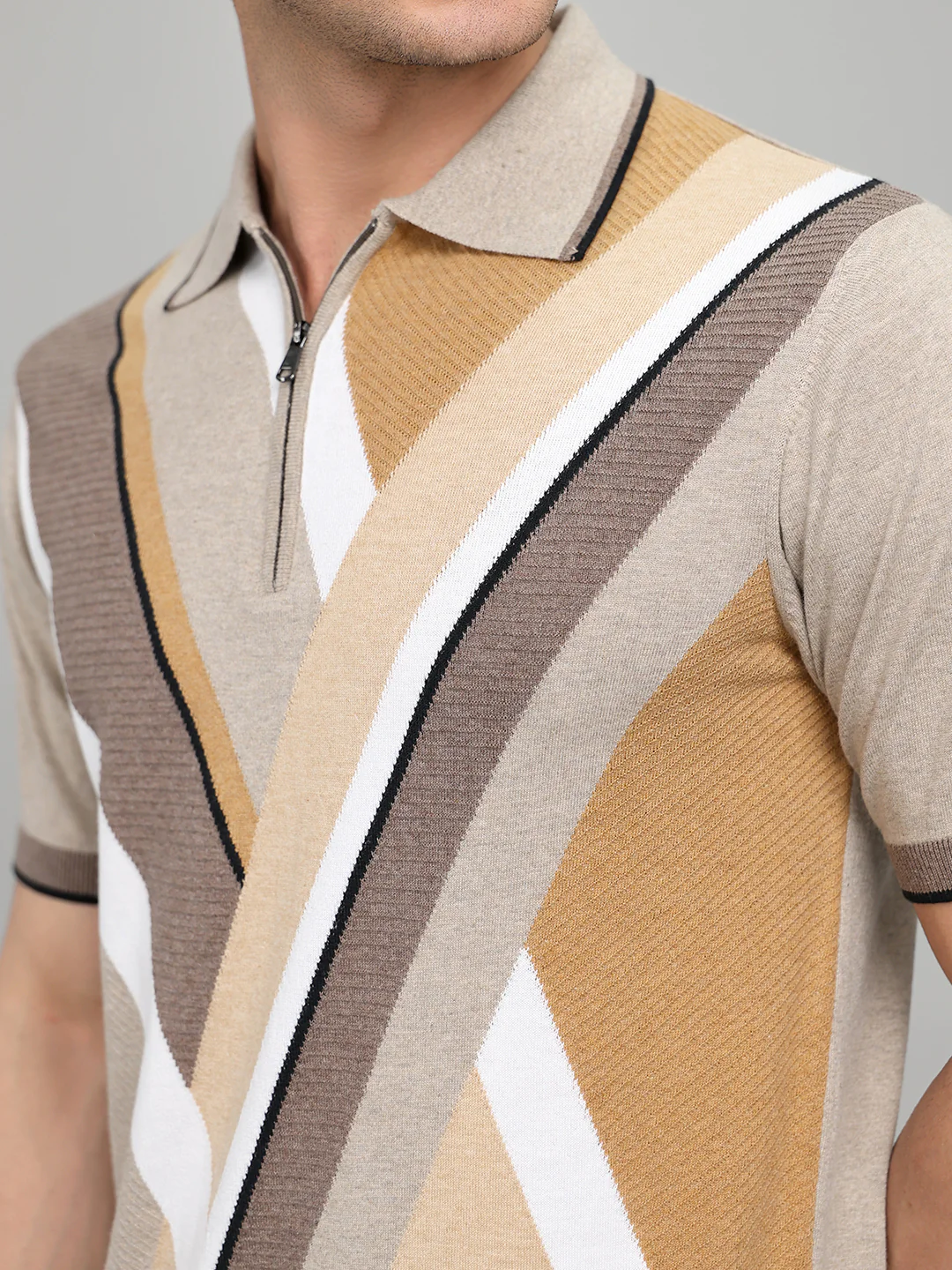 Men Beige Printed Collar Half Sleeve T-Shirt - Image 5