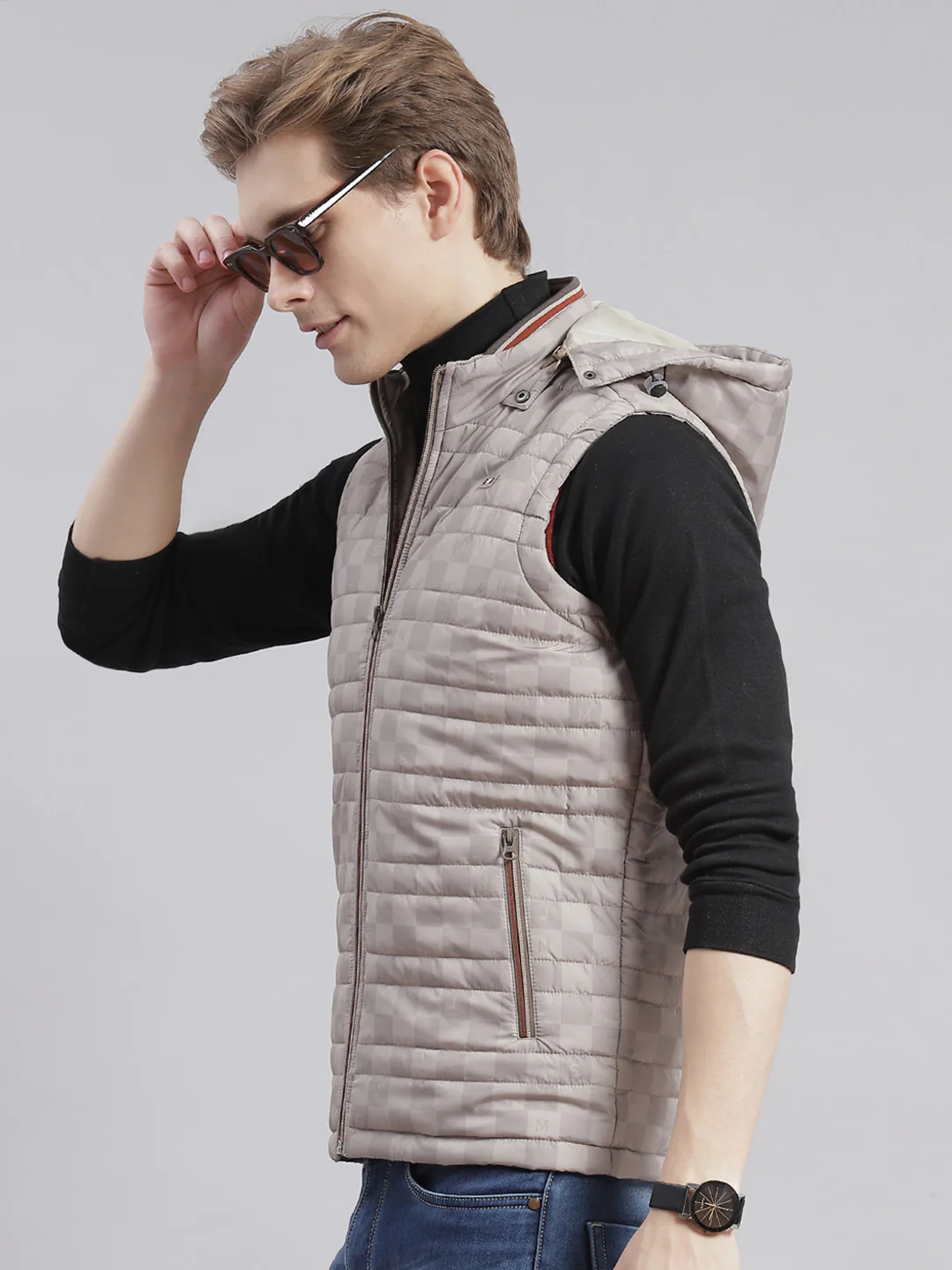 Men Beige Printed Hooded Sleeveless Jackets - Image 5