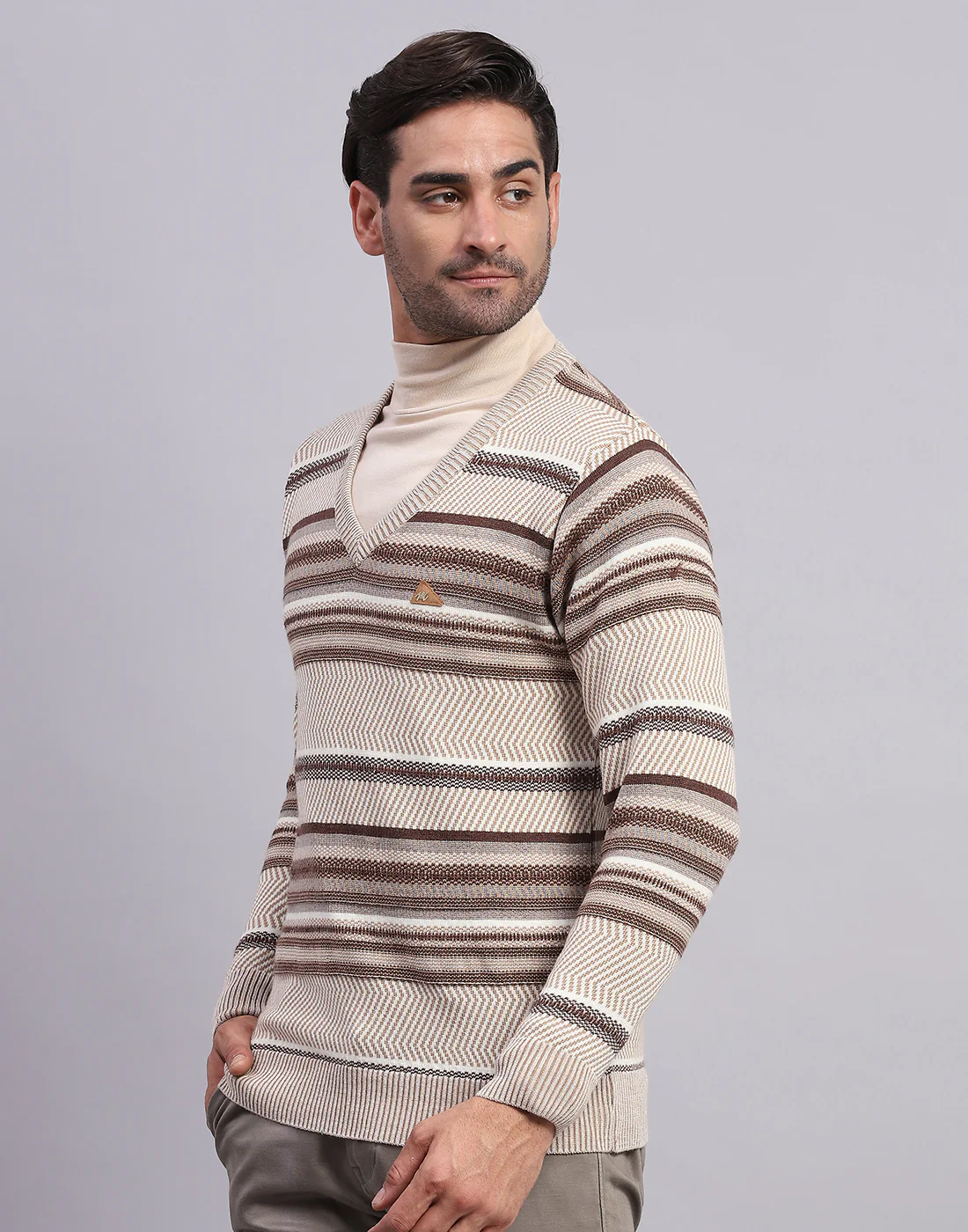 Men Beige Self Design V Neck Full Sleeve Pullover - Image 3