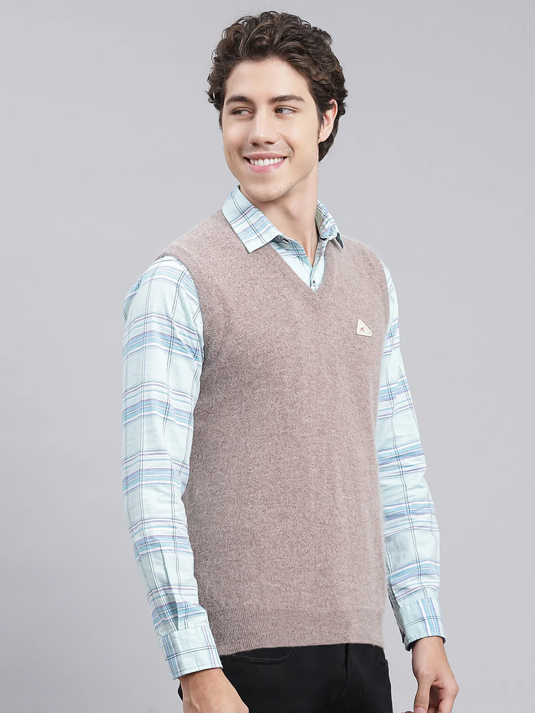 Men Beige Solid Angoora Sweater - Image 3