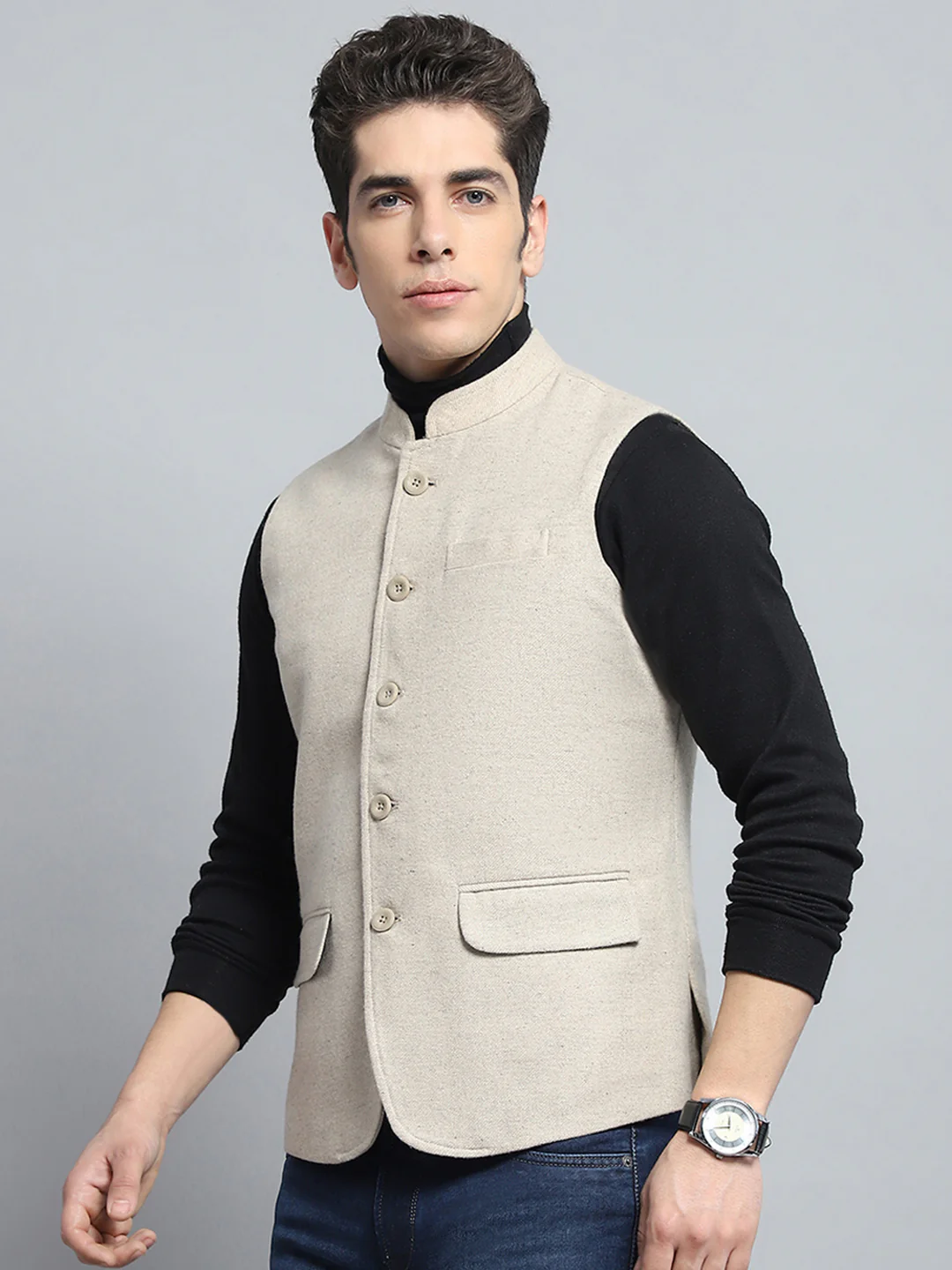Men Beige Solid Band Collar Sleeveless Jacket - Image 3