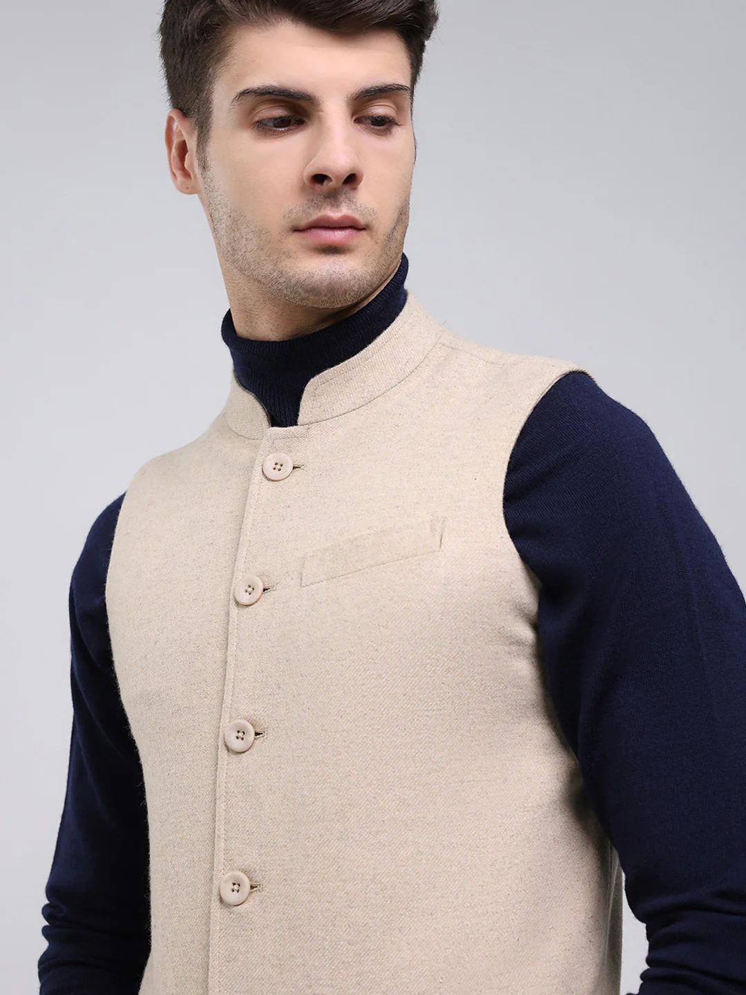 Men Beige Solid Band Neck Sleeveless Jacket - Image 6
