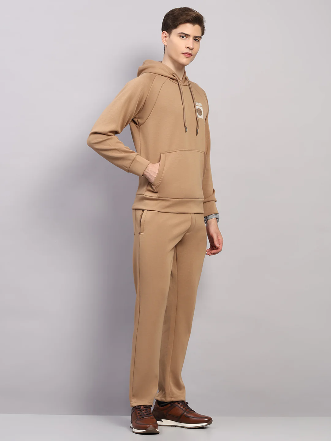 Men Beige Solid Collar Full Sleeve Winter Tracksuit - Image 4