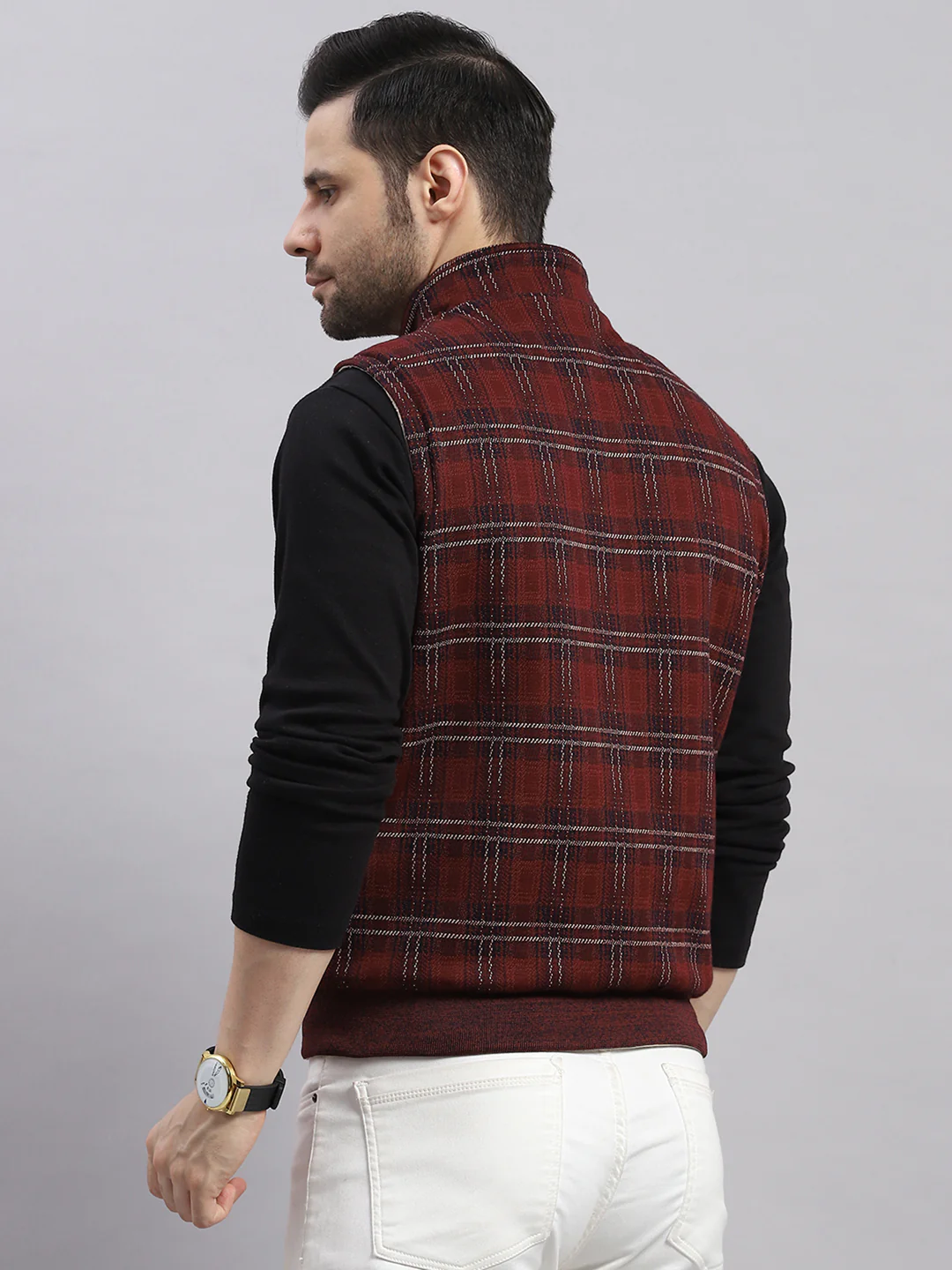 Men Beige Solid Collar Sleeveless Reversible Jacket - Image 9