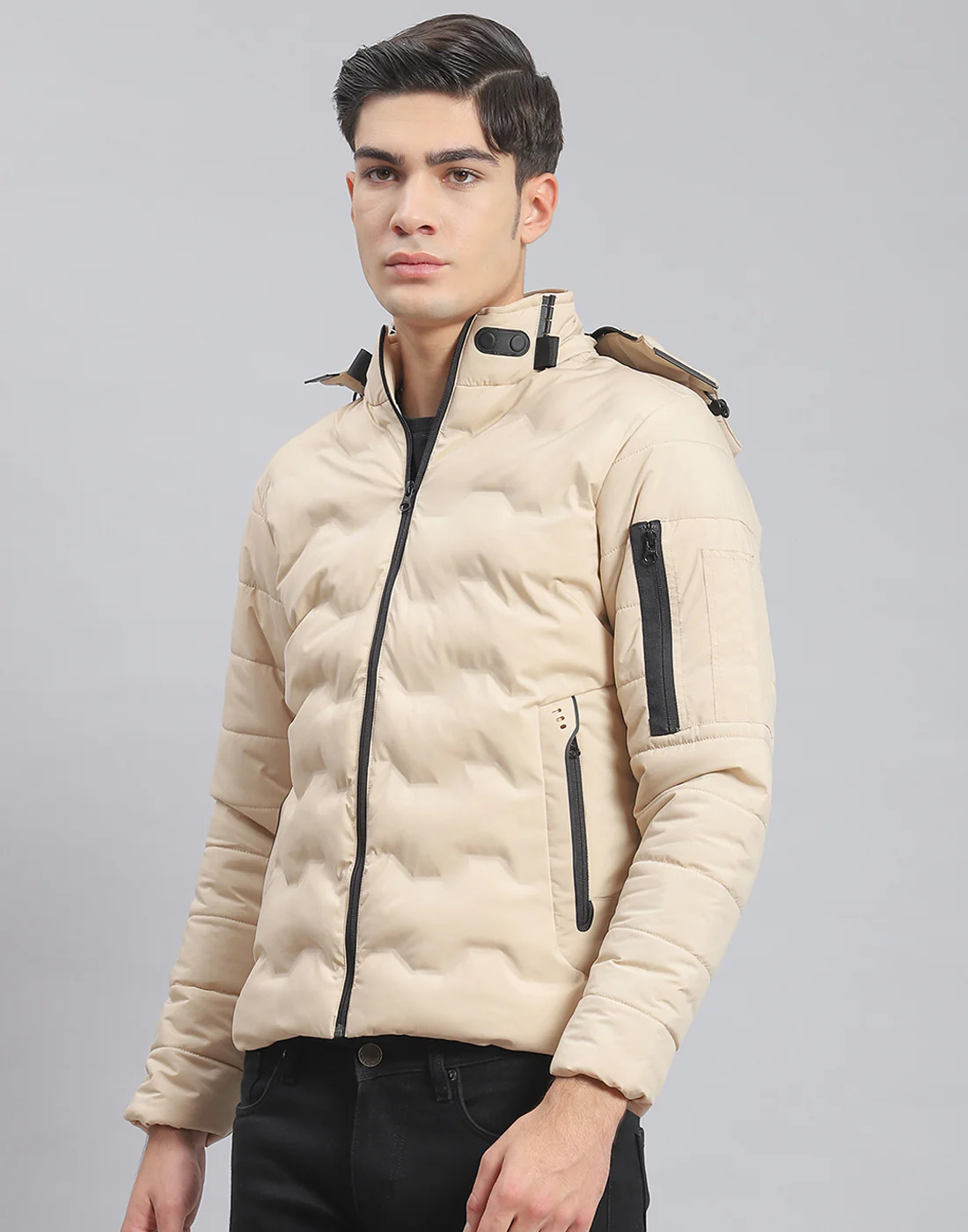 Men Beige Solid Hooded Full Sleeve Jacket - Image 3