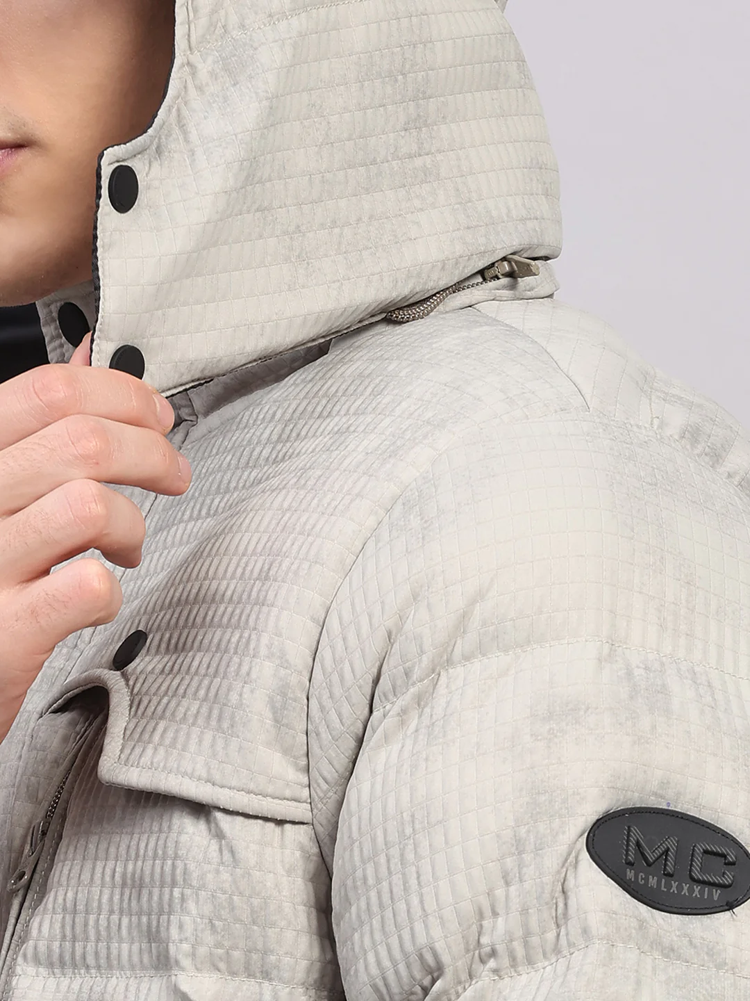 Men Beige Solid Hooded Full Sleeve Jacket - Image 7