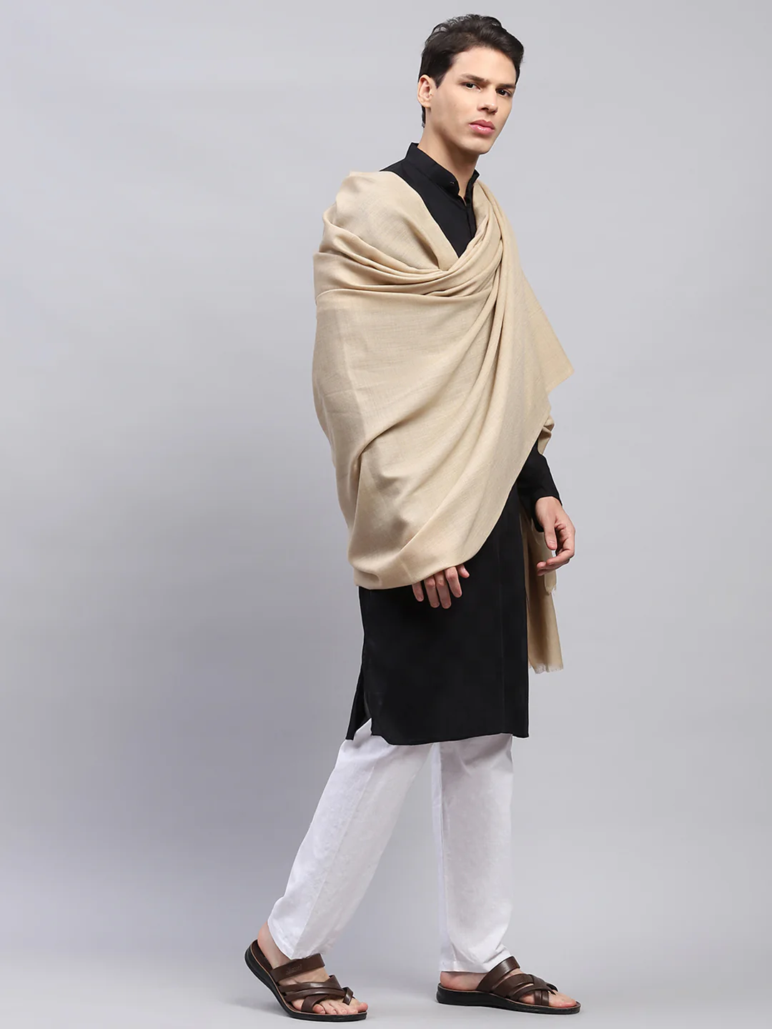 Men Beige Solid Lohi Shawl - Image 4