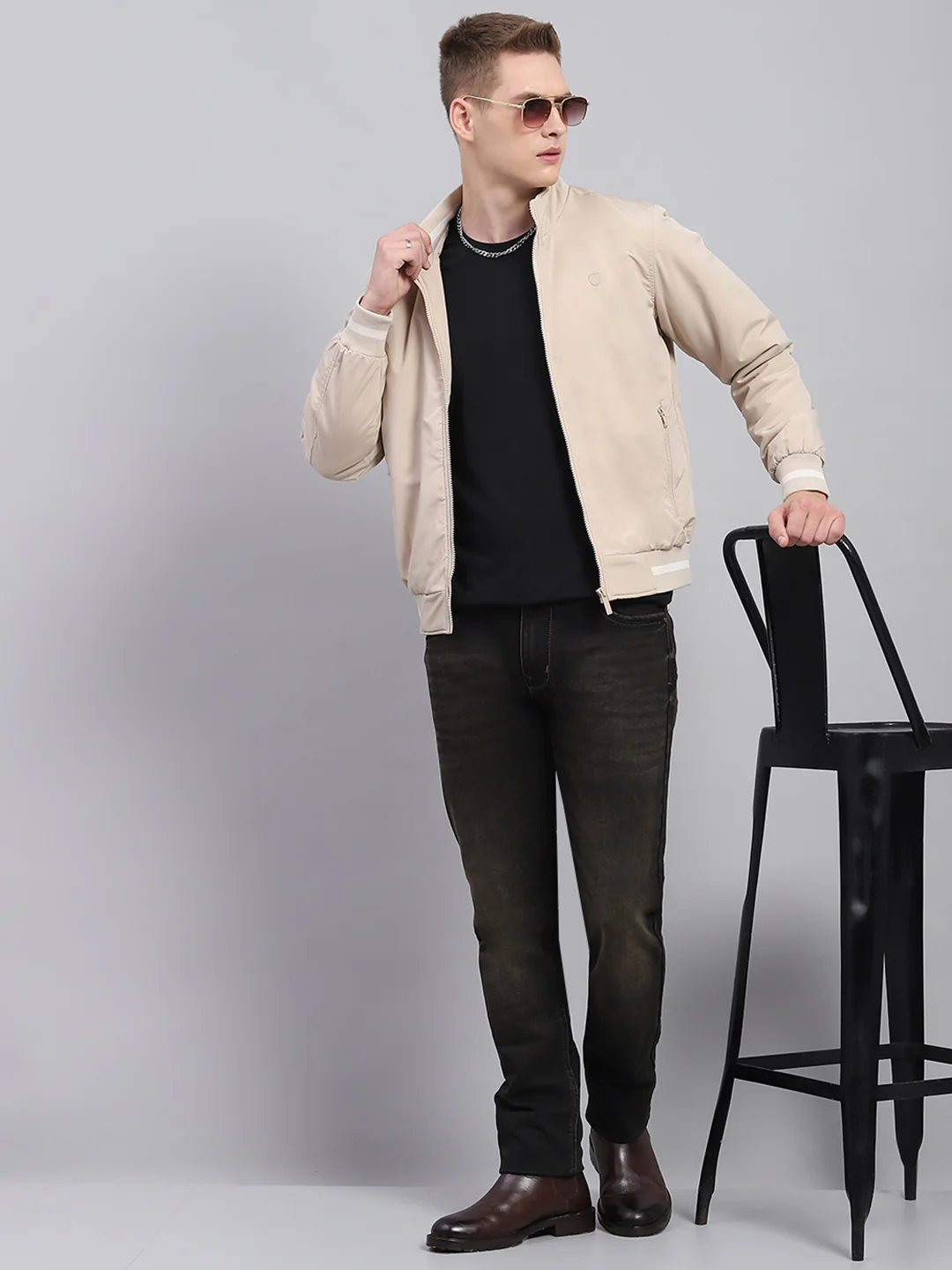 Men Beige Solid Mock Neck Full Sleeve Jacket - Image 3