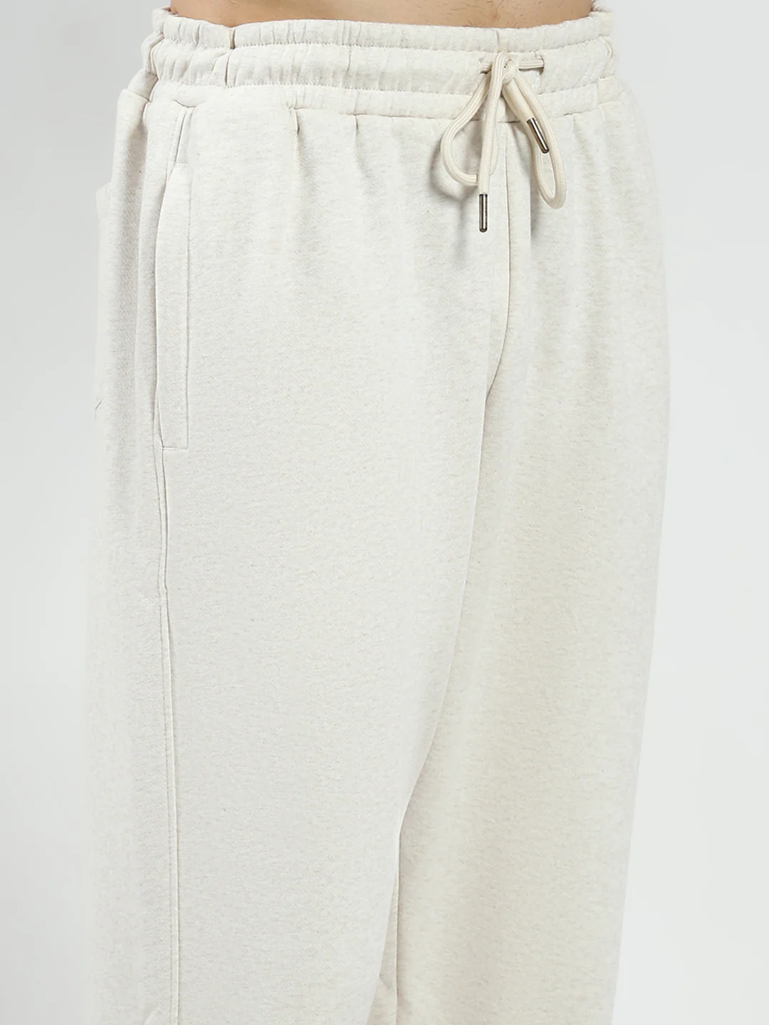 Men Beige Solid Mock Neck Full Sleeve Winter Tracksuit - Image 8