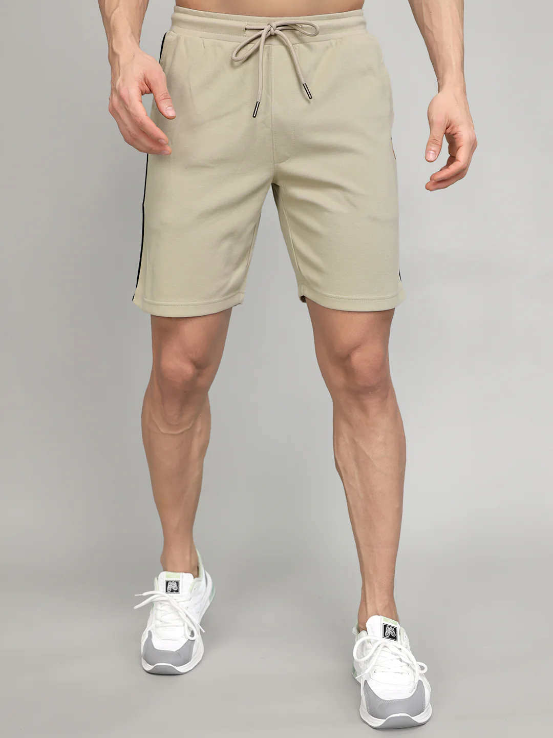 Men Beige Solid Regular Fit Bermuda
