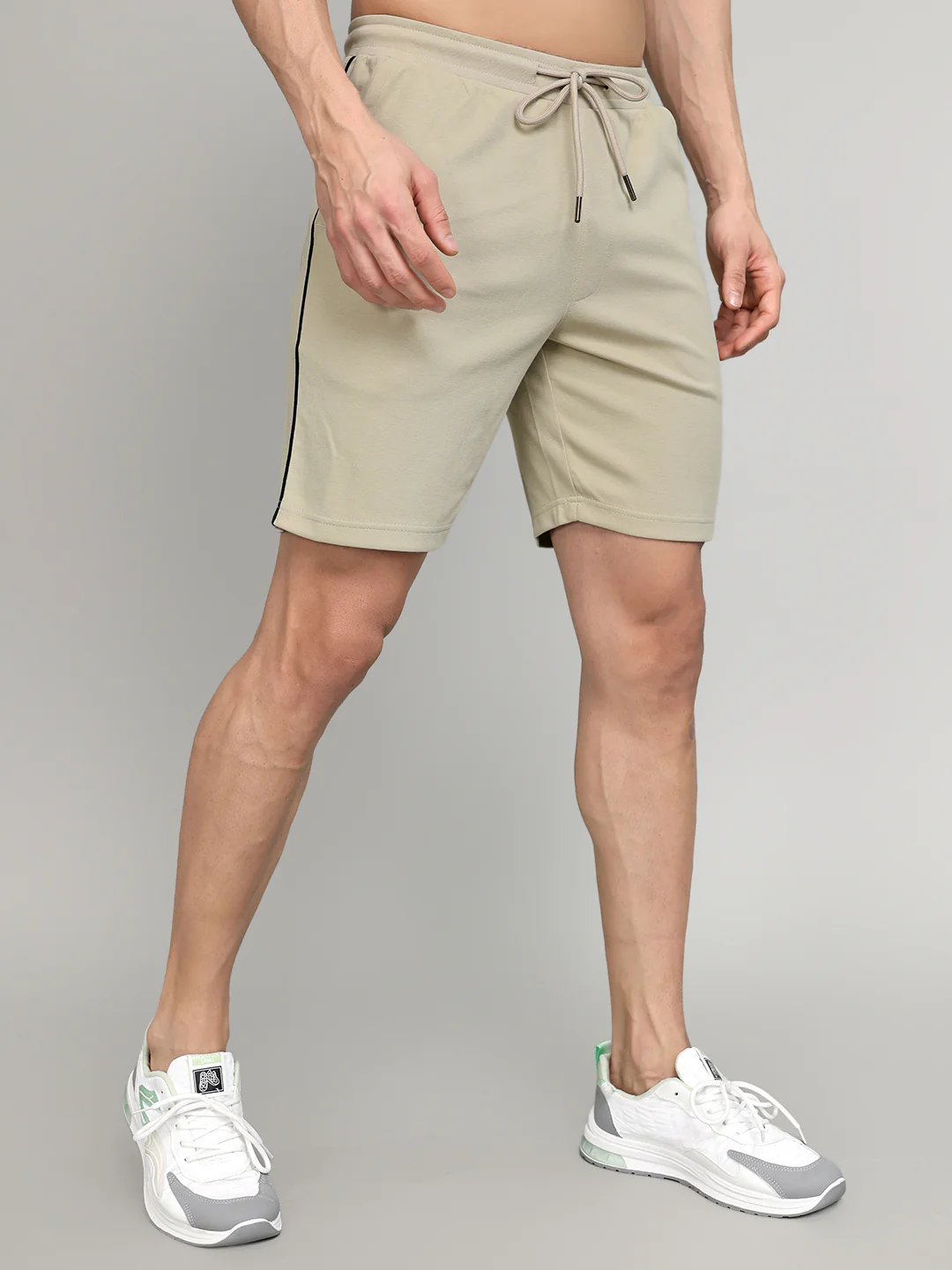 Men Beige Solid Regular Fit Bermuda - Image 3