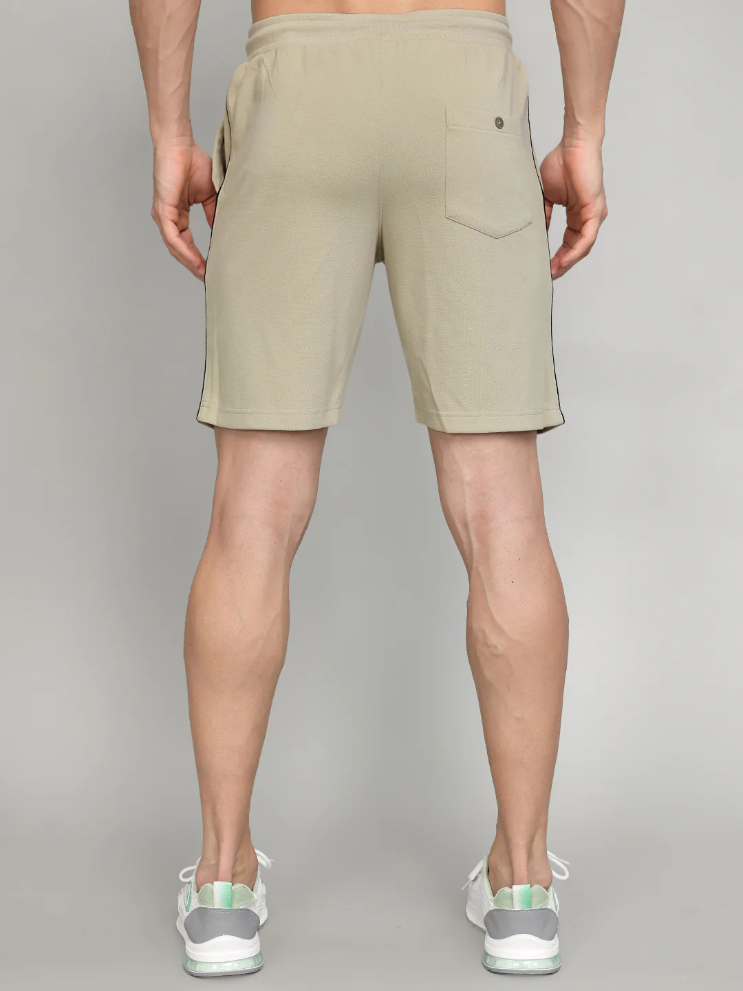 Men Beige Solid Regular Fit Bermuda - Image 4