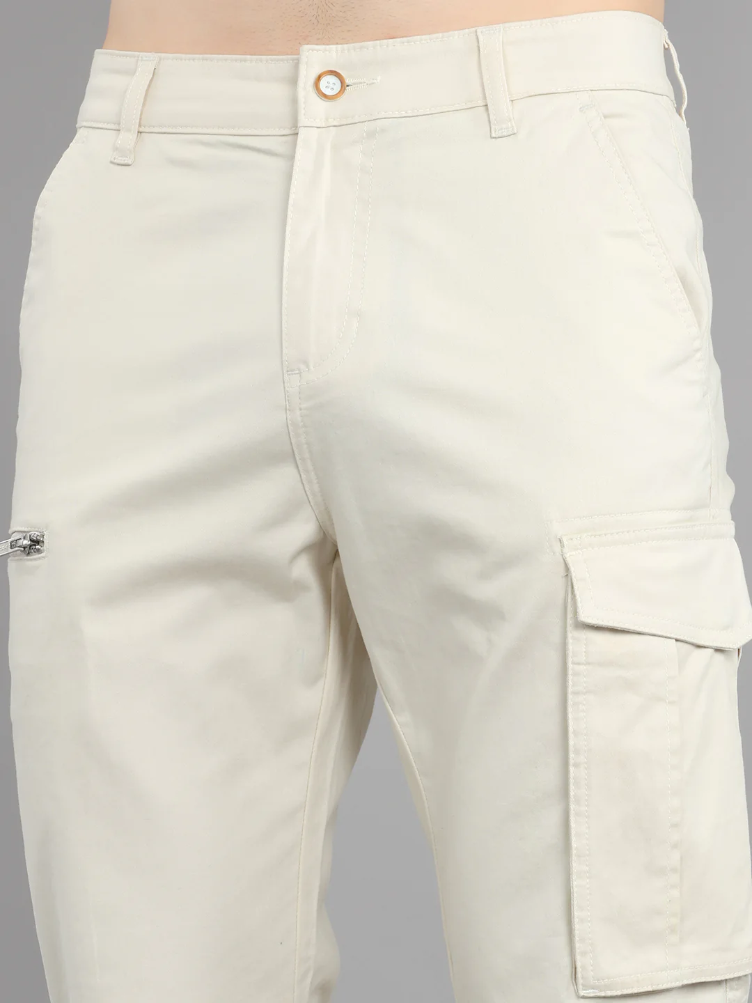 Men Beige Solid Regular Fit Cargo - Image 4