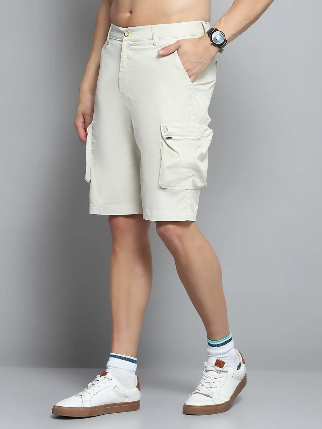 Men Beige Solid Regular Fit Short - Image 3