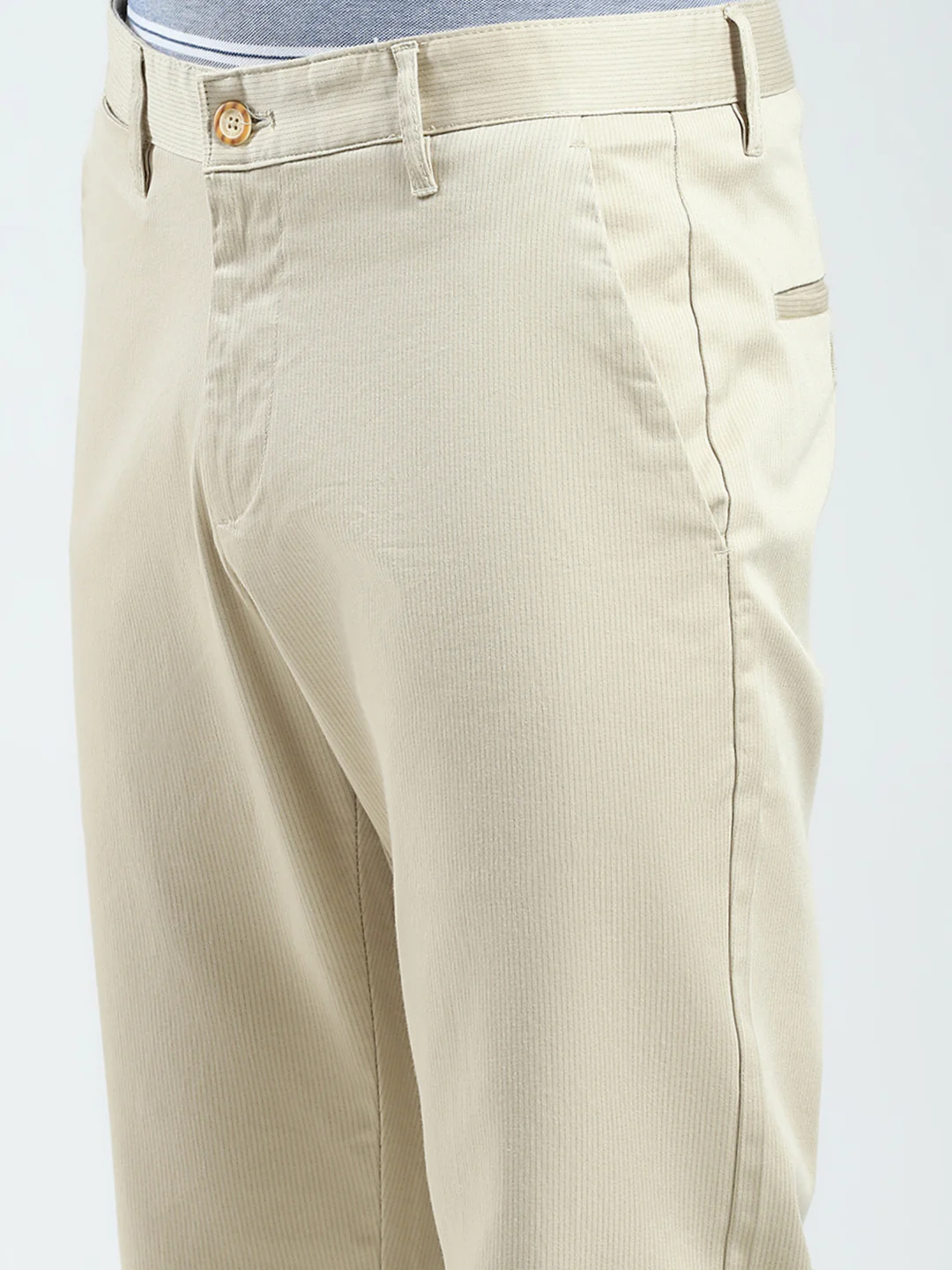Men Beige Solid Slim Fit Trouser - Image 6