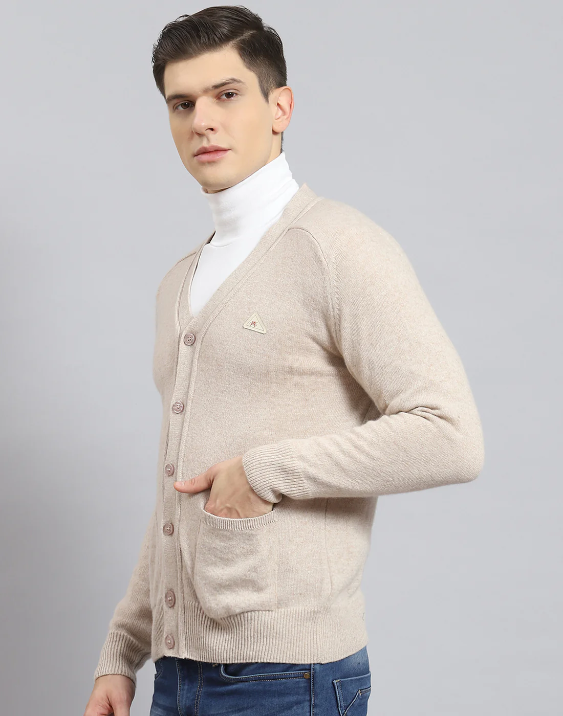 Men Beige Solid V Neck Full Sleeve Cardigan - Image 4