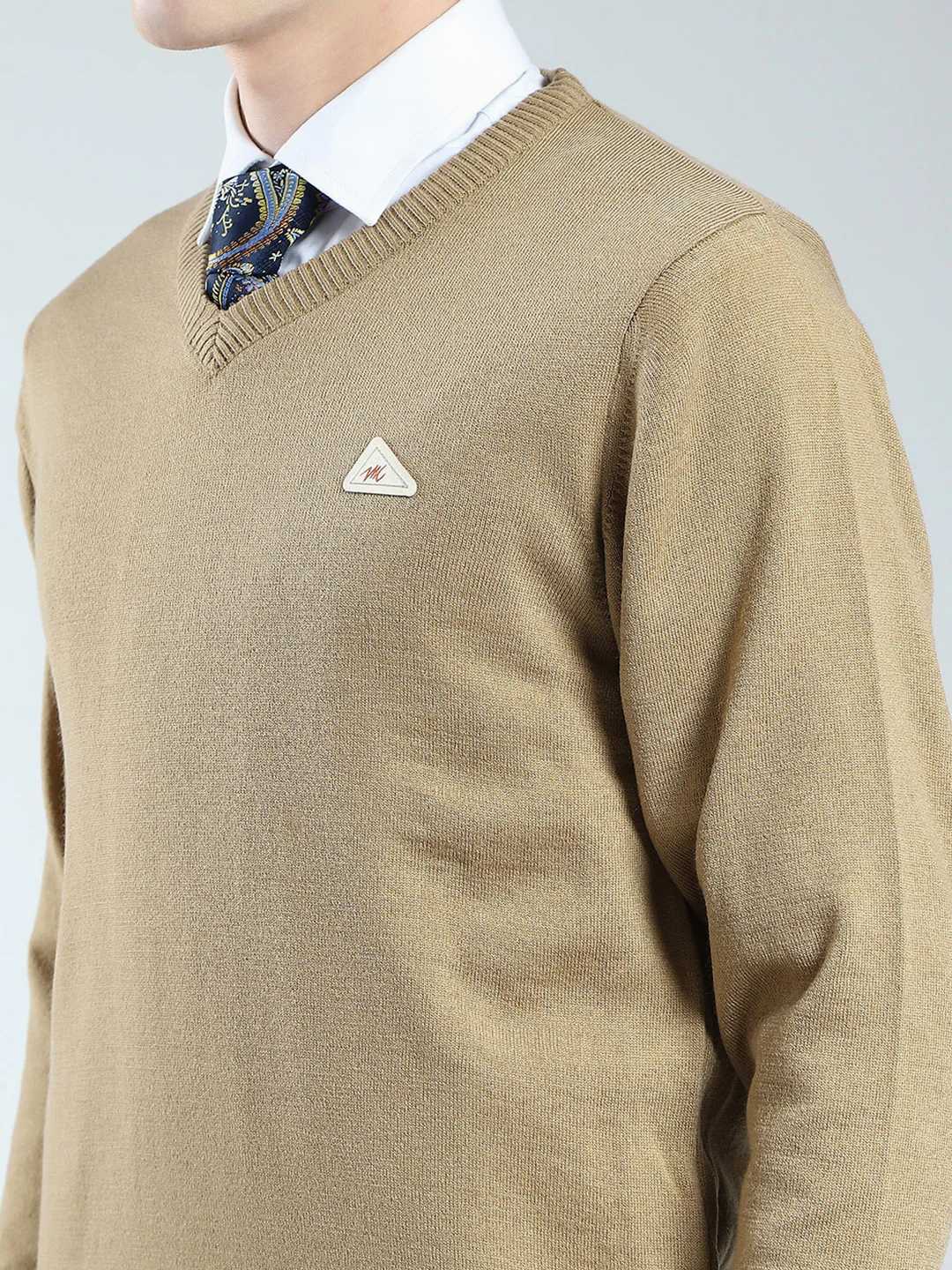 Men Beige Solid V Neck Full Sleeve Pullover - Image 7