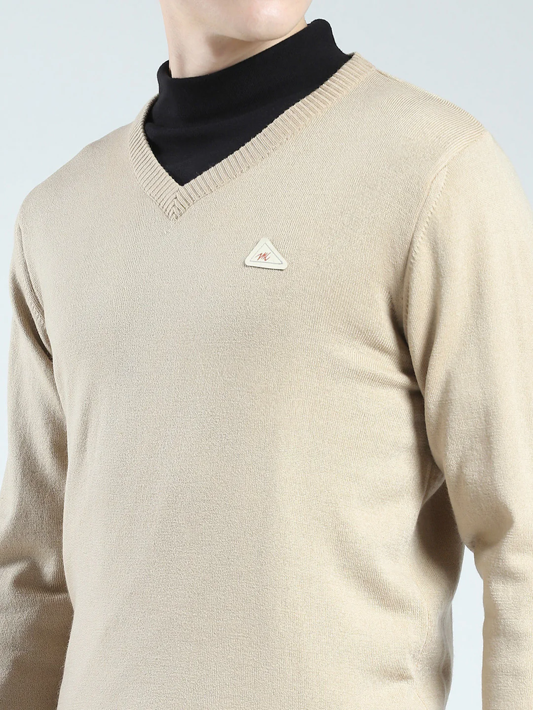 Men Beige Solid V Neck Full Sleeve Pullover - Image 7
