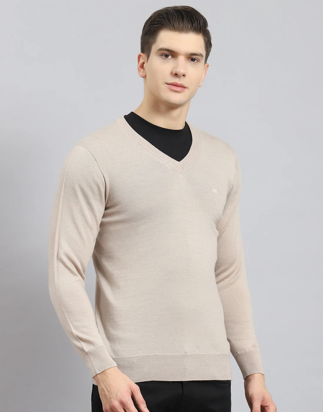 Men Beige Solid V Neck Full Sleeve Sweater - Image 6