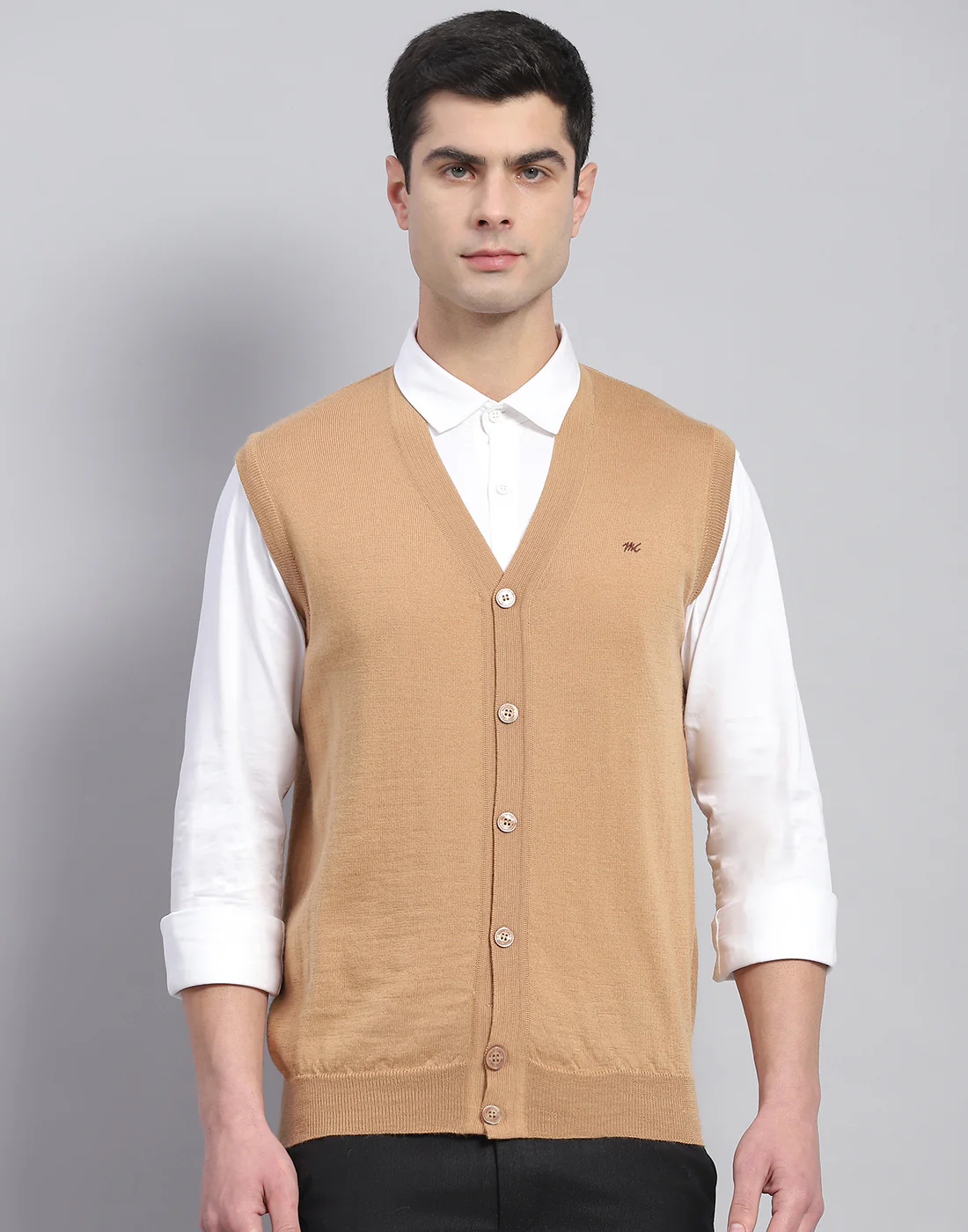 Men Beige Solid V Neck Sleeveless Cardigan - Image 3