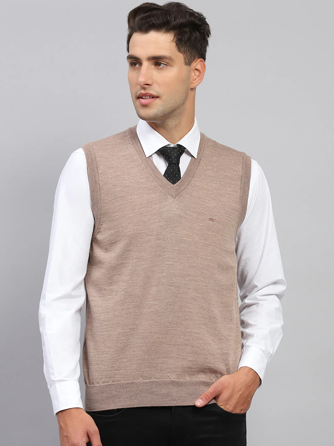 Men Beige Solid V Neck Sleeveless Sweater - Image 2
