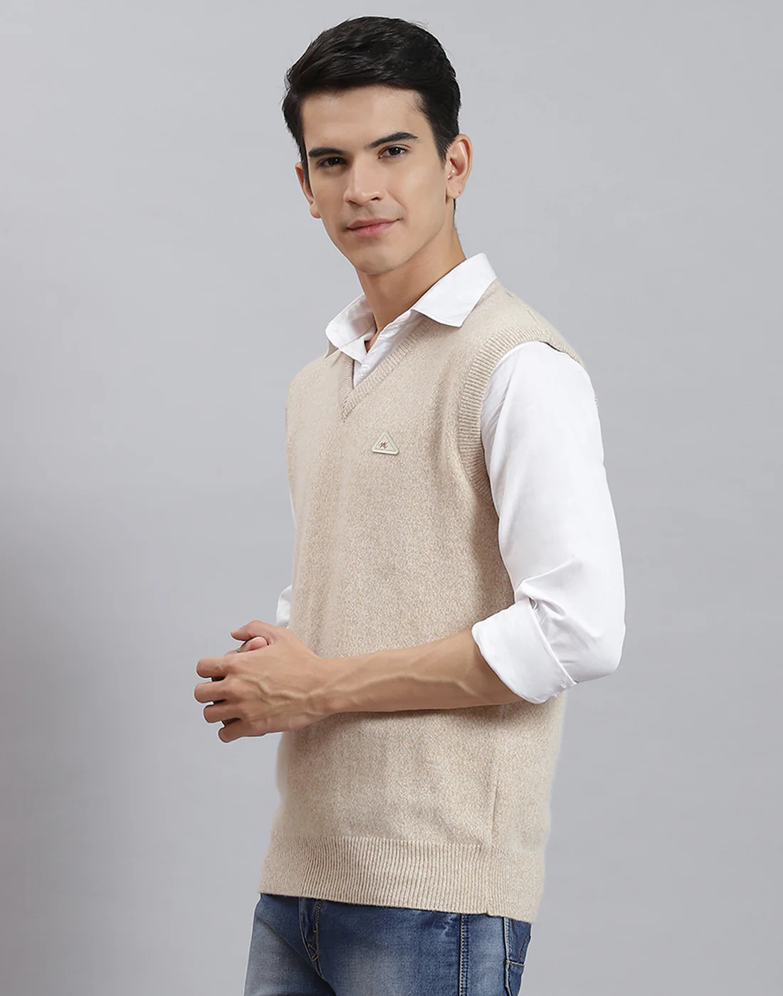 Men Beige Solid V Neck Sleeveless Sweater - Image 3