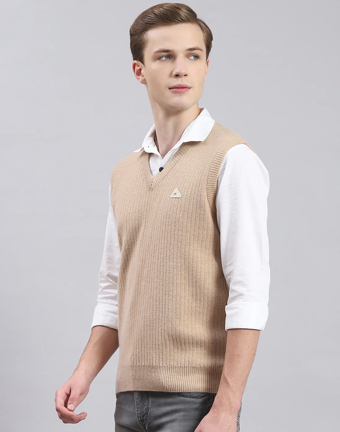 Men Beige Solid V Neck Sleeveless Sweater - Image 3