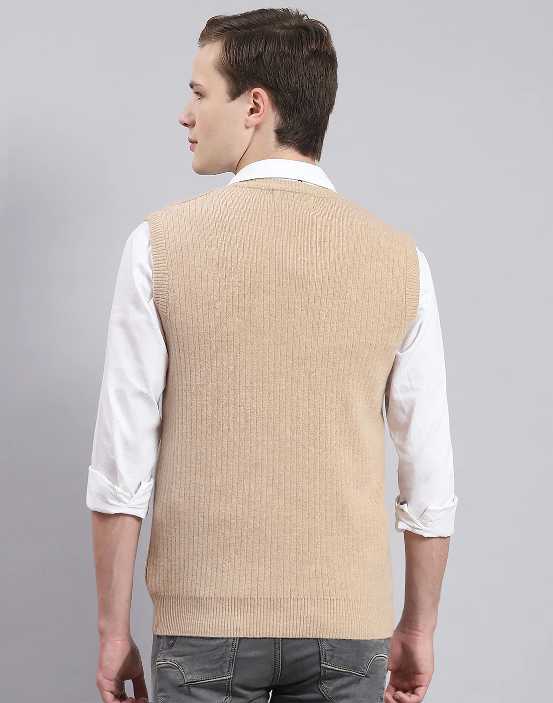 Men Beige Solid V Neck Sleeveless Sweater - Image 5
