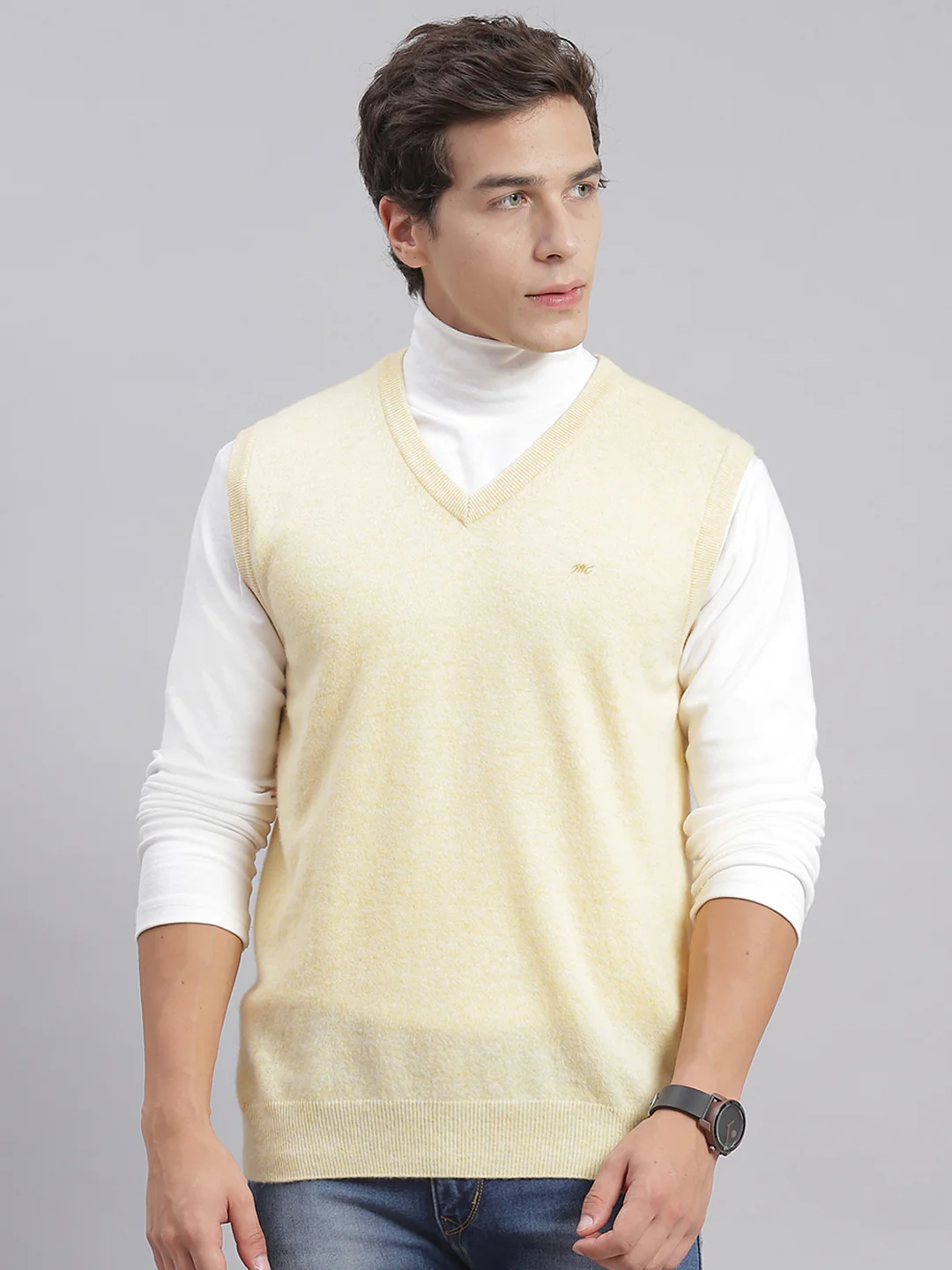 Men Beige Solid V Neck Sleeveless Sweaters/Pullovers - Image 3
