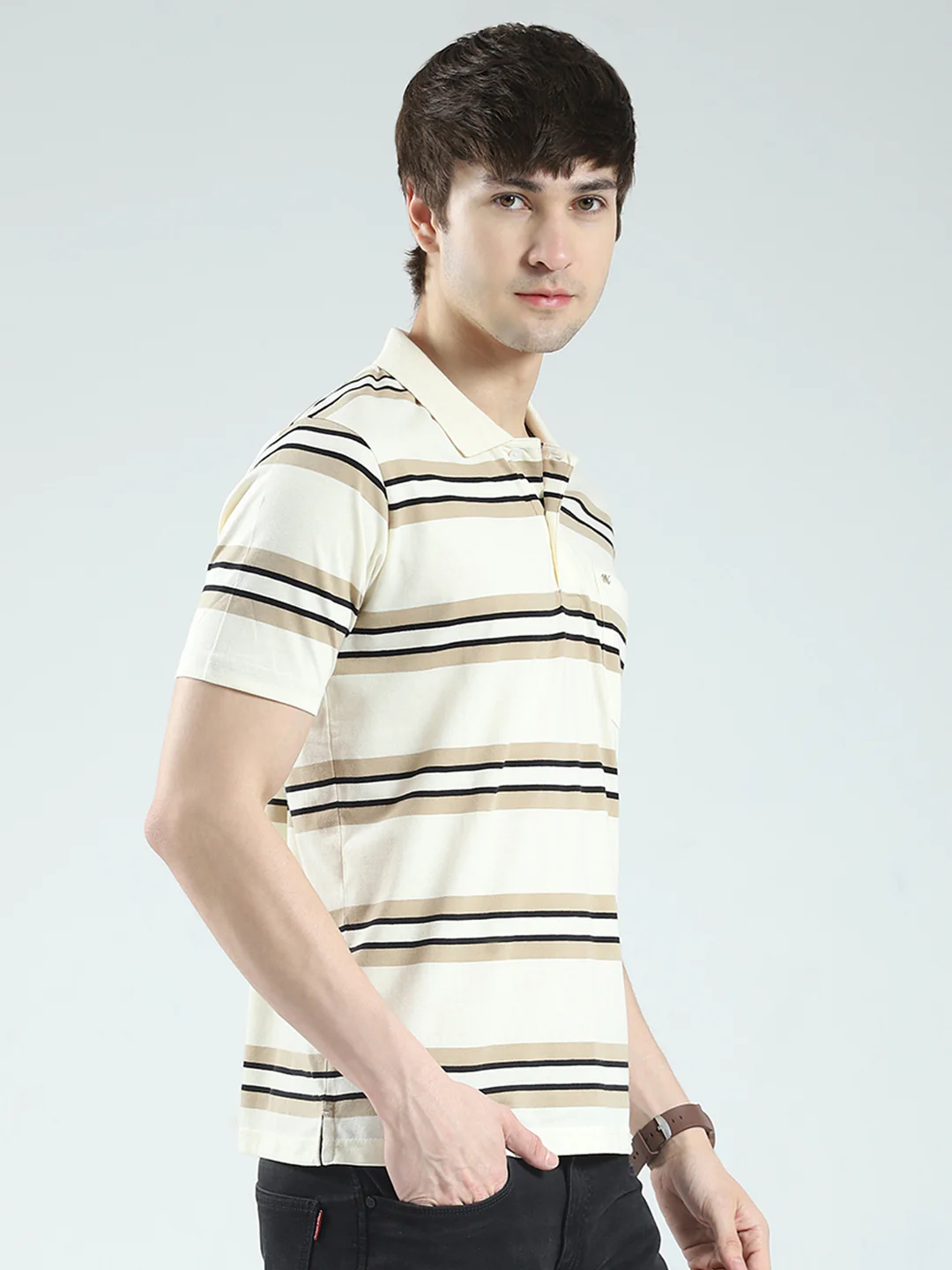 Men Beige Stripe Collar Half Sleeve T-Shirt - Image 4