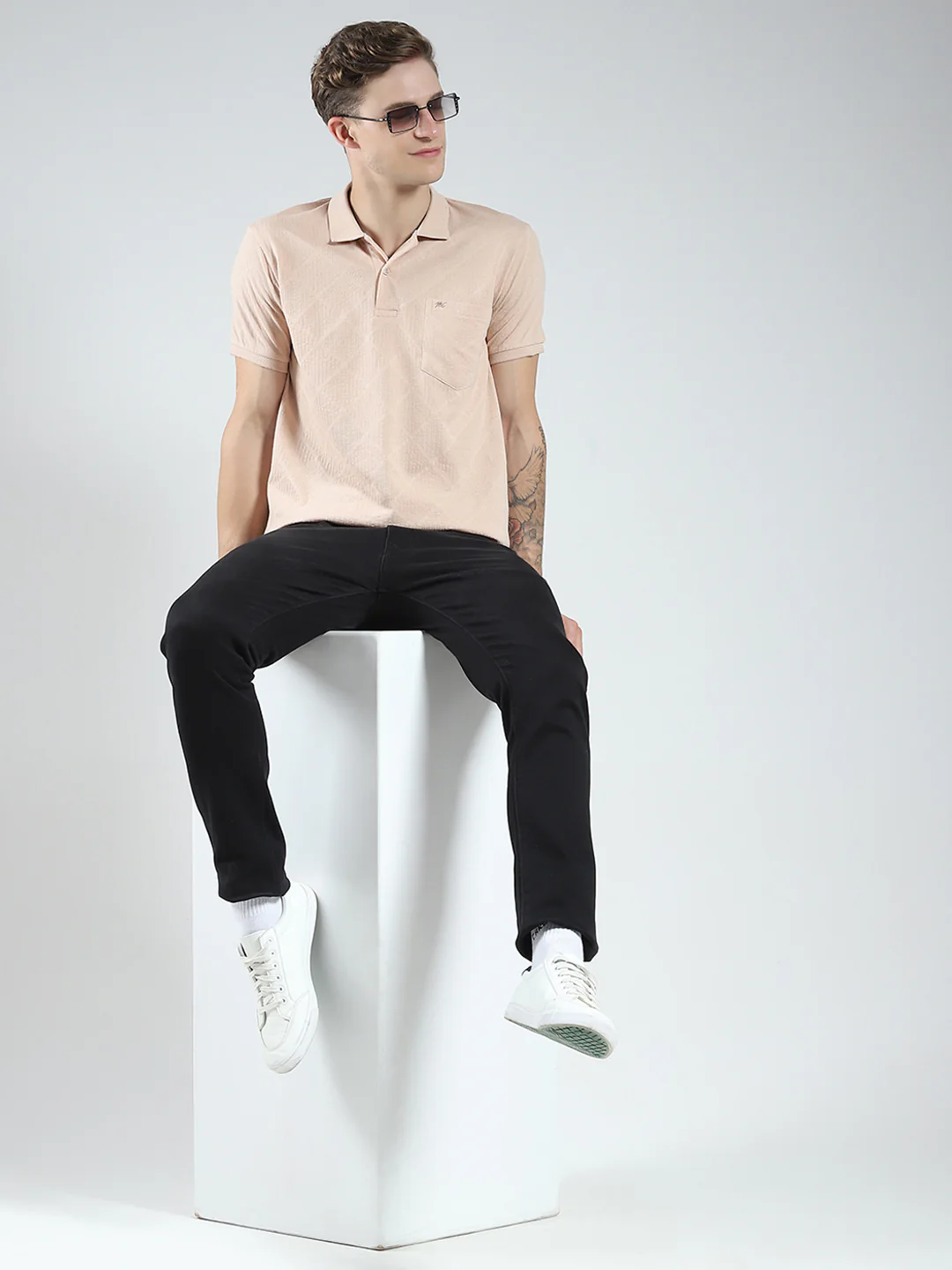 Men Beige Stripe Collar Half Sleeve T-Shirt - Image 2