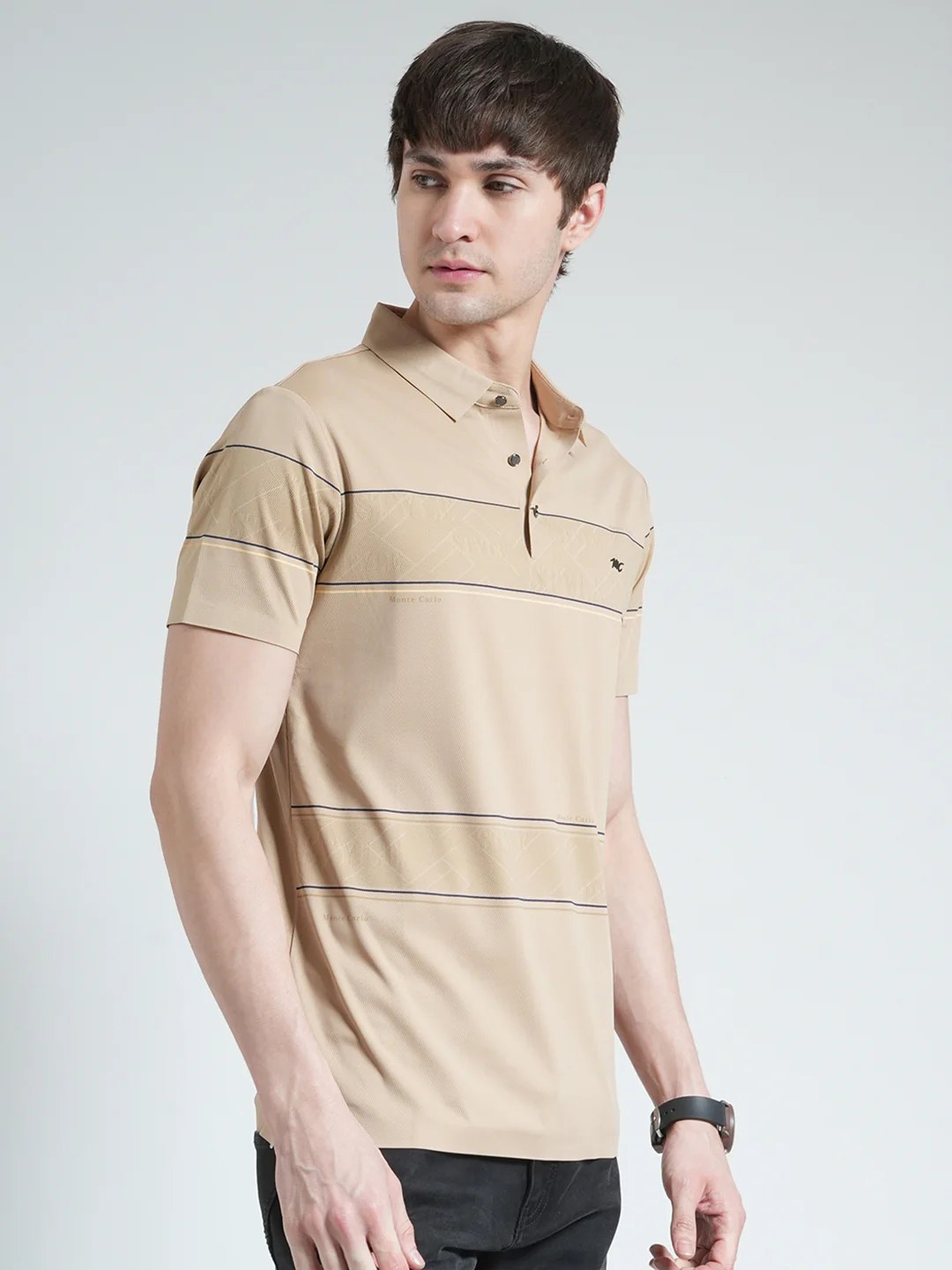 Men Beige Stripe Collar Half Sleeve T-Shirt - Image 4