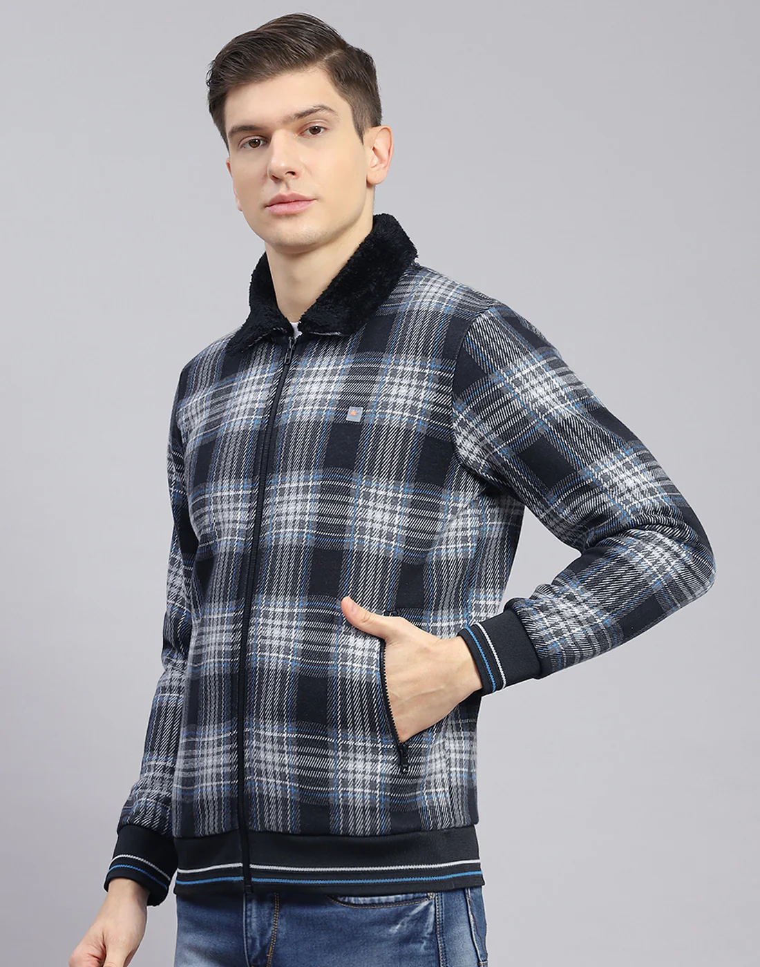 Men Black Check Collar Full Sleeve Sweatshirt - Image 4