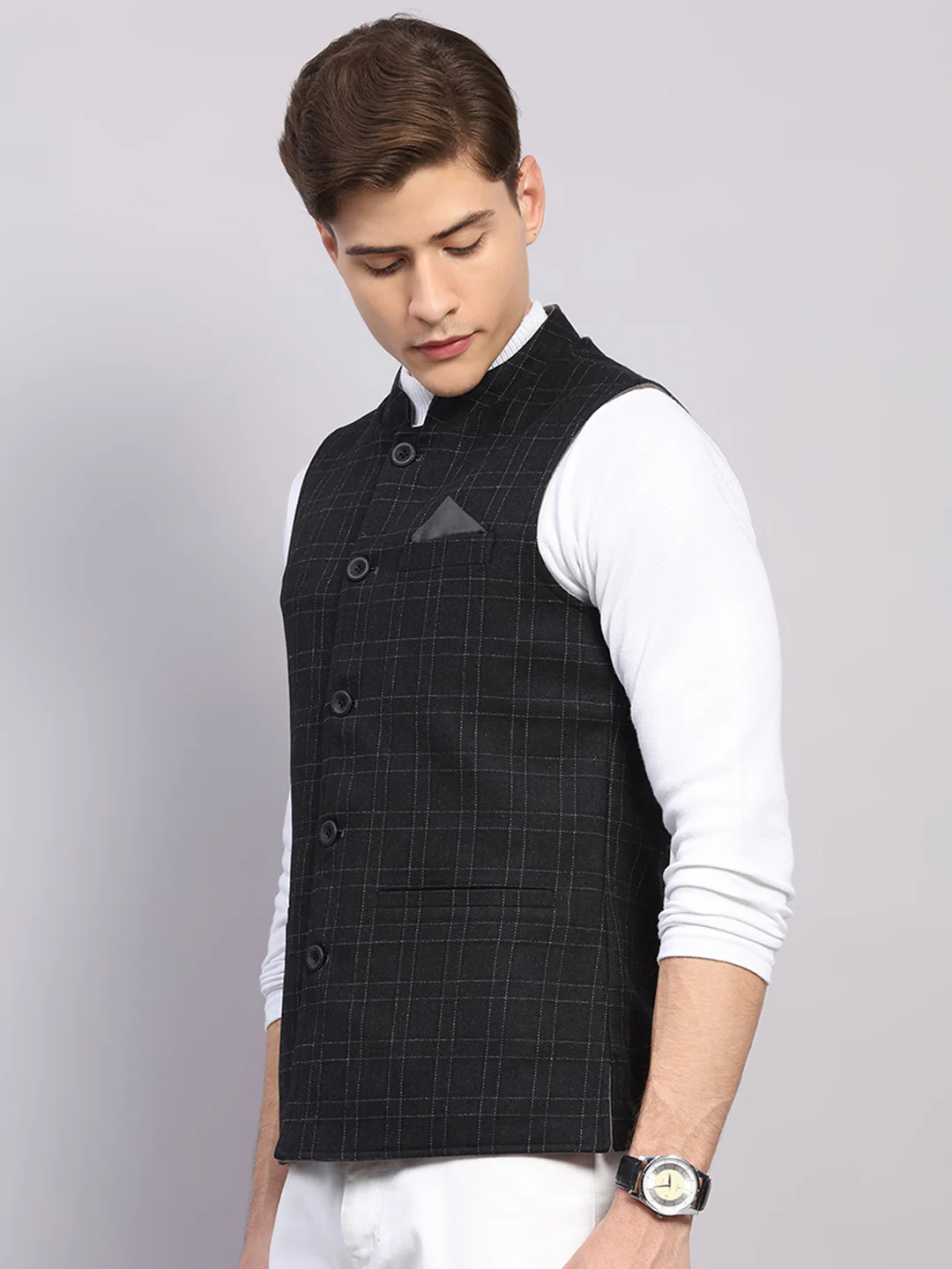 Men Black Check Collar Sleeveless Nehru Jacket - Image 3