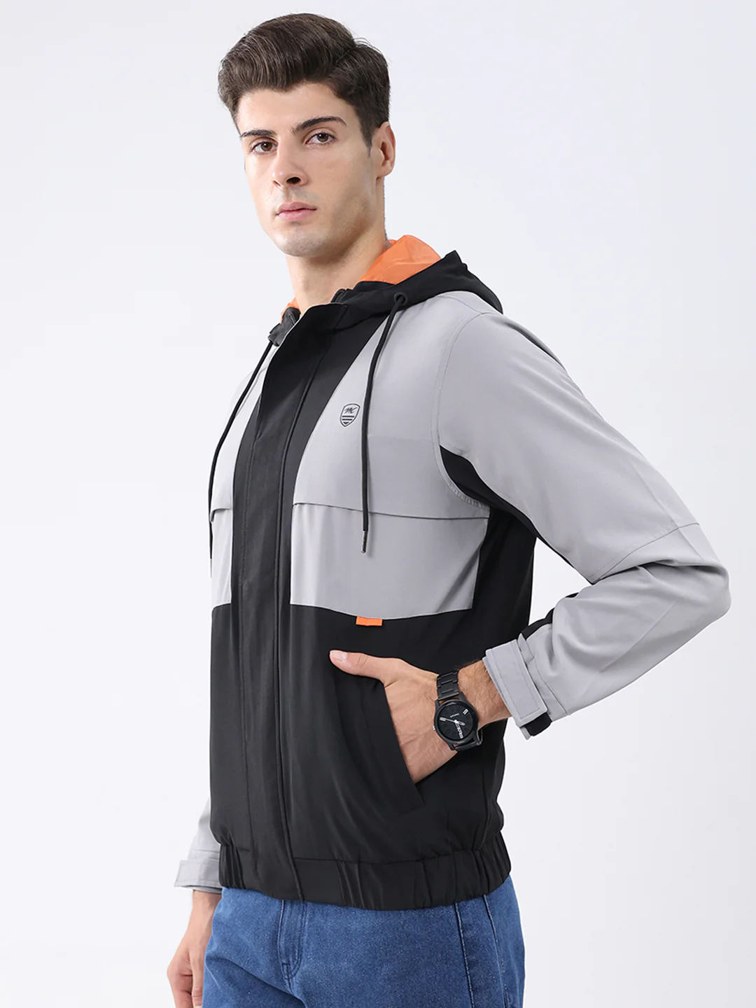 Men Black Colourblocked Hooded Full Sleeve Jacket - Image 3