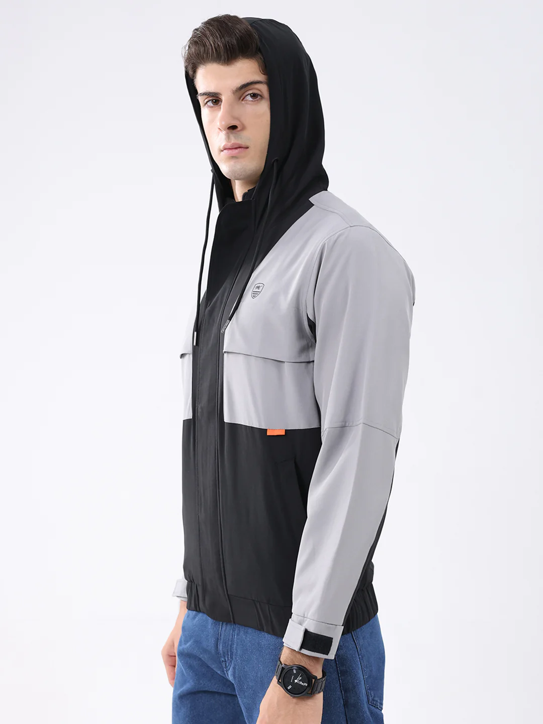 Men Black Colourblocked Hooded Full Sleeve Jacket - Image 6