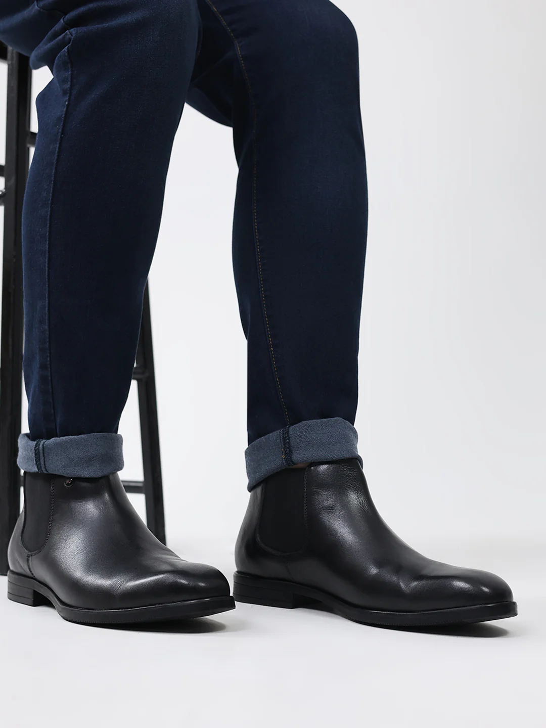 Men Black Elastic Genuine Leather Chelsea Boots - Image 11