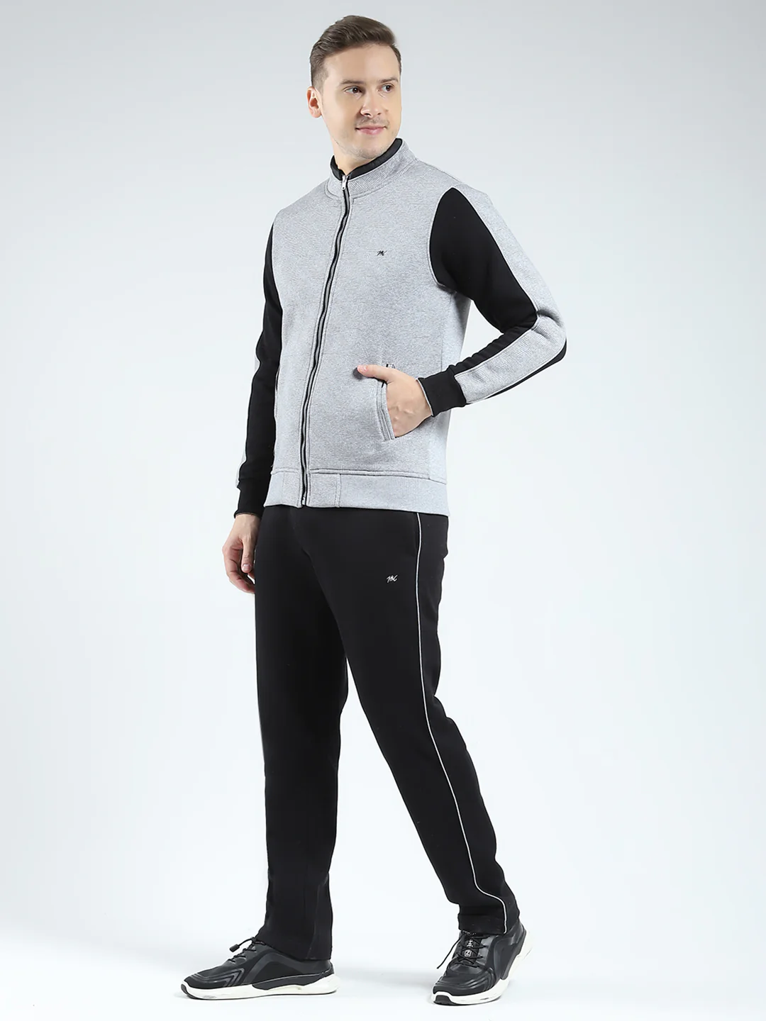 Men Black & Grey Solid Mock Neck Full Sleeve Winter Tracksuit - Image 3