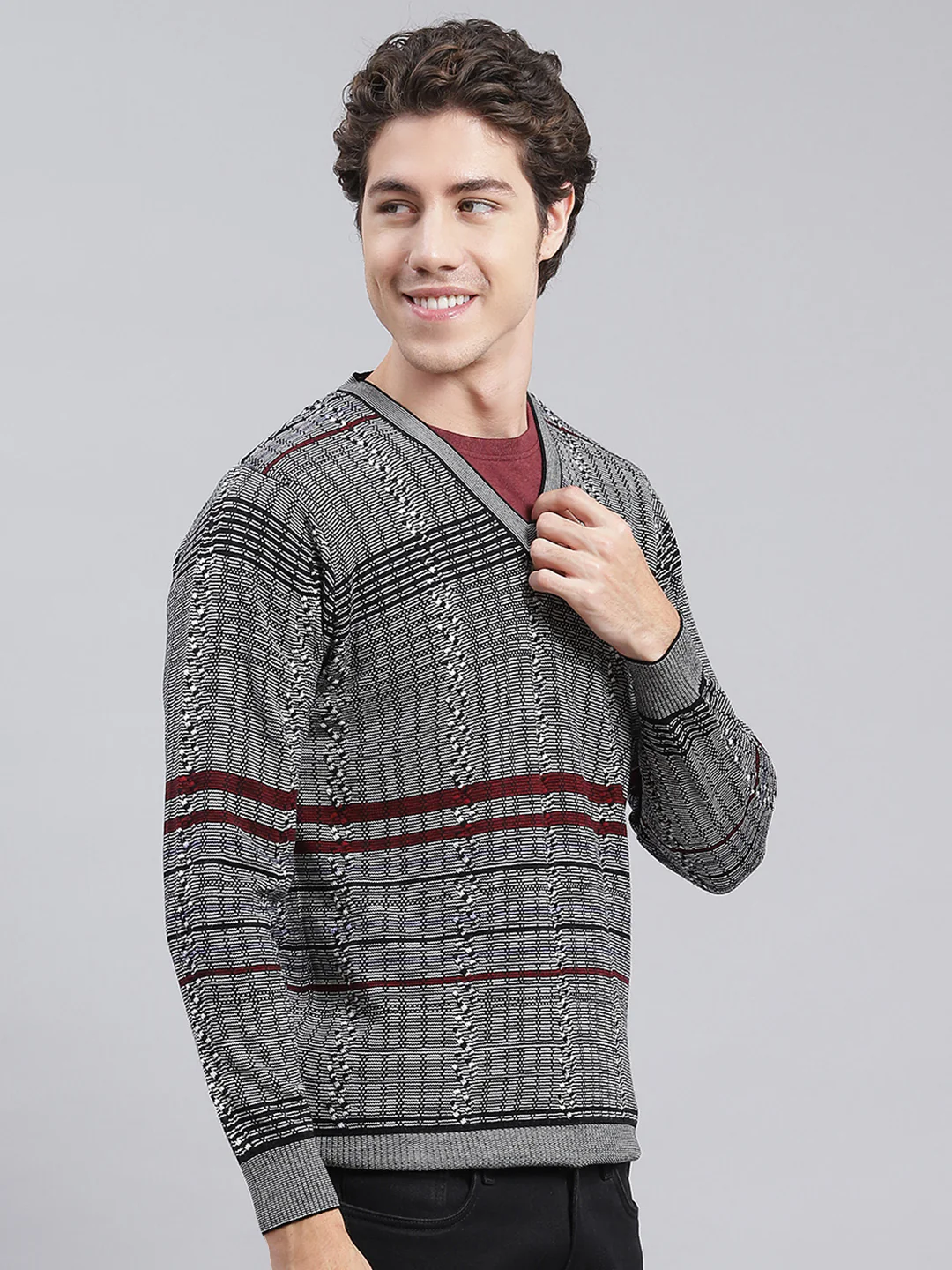 Men Black Jaquard Wool blend Pullover - Image 2
