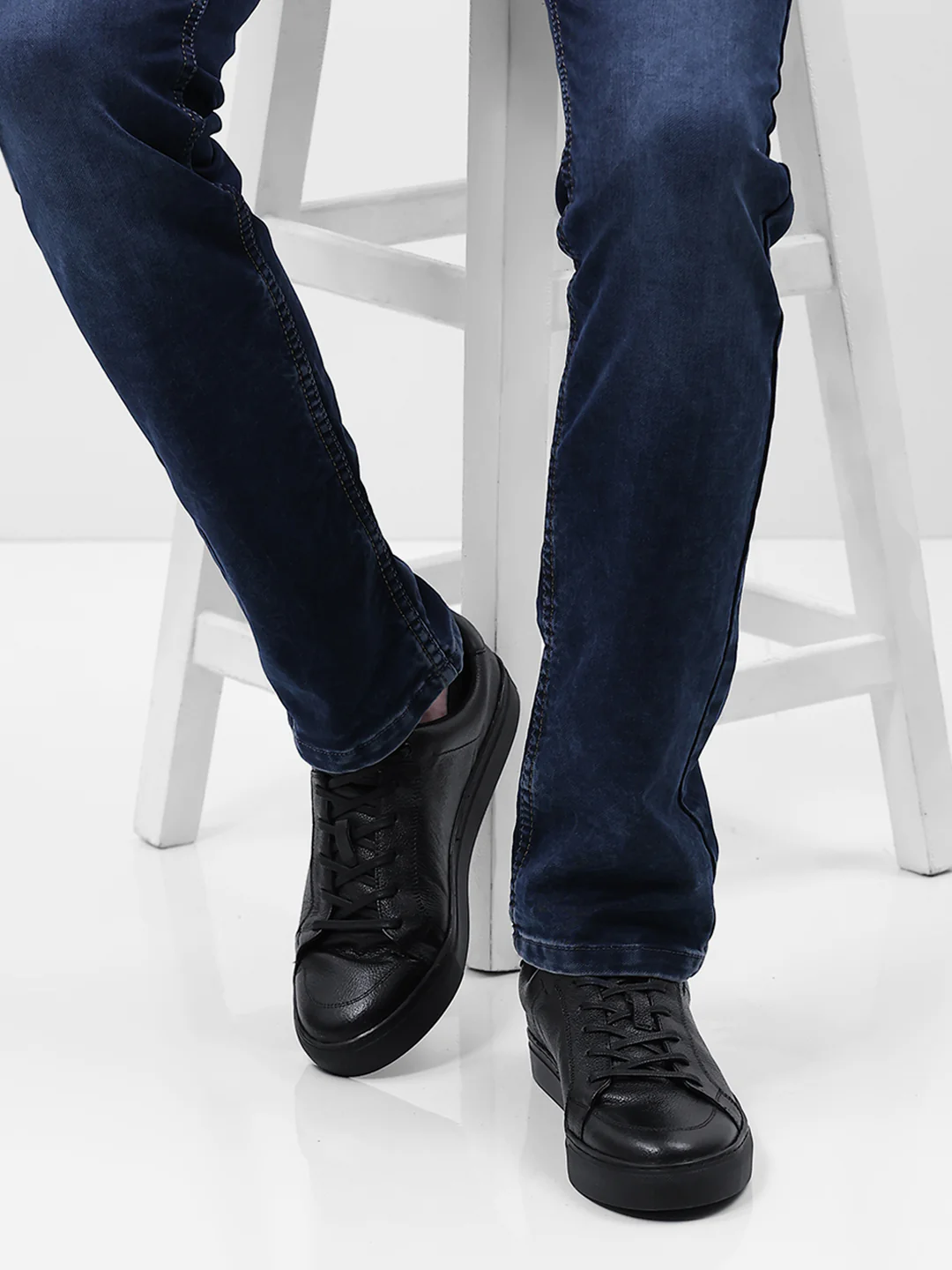 Men Black Lace Up Genuine Leather Casual Sneakers - Image 3
