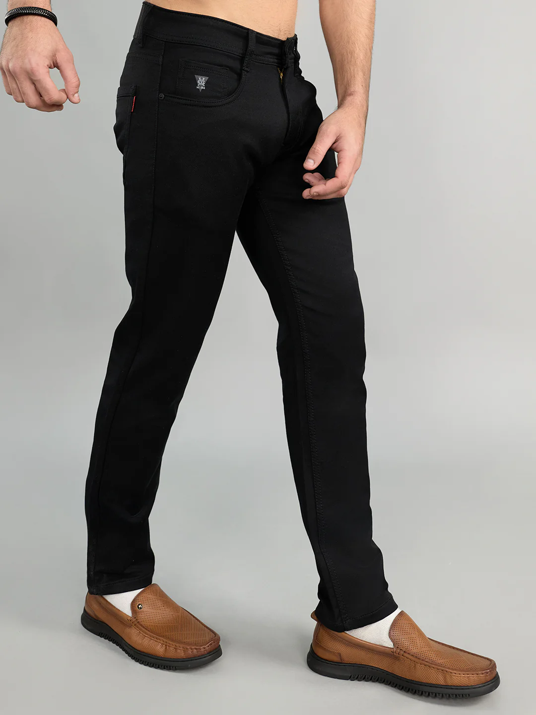 Men Black Light Wash Narrow Fit Denim - Image 3