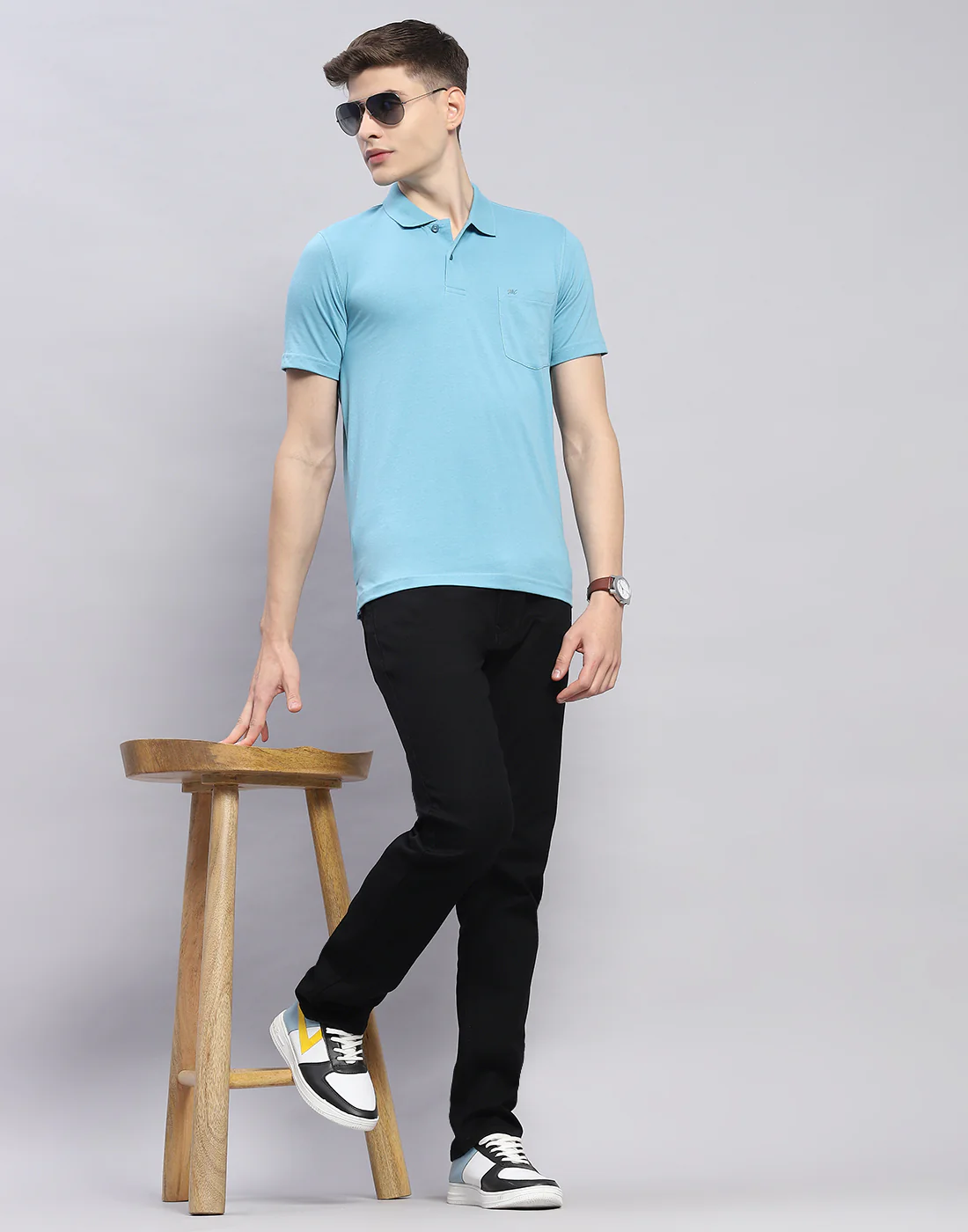 Men Black Light Wash Straight Fit Denim - Image 2