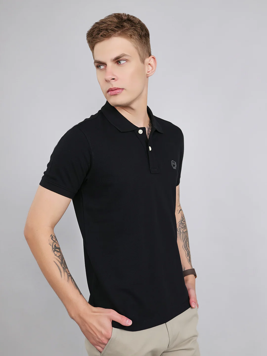 Men Black Plain Collar Half Sleeve T-Shirt - Image 3