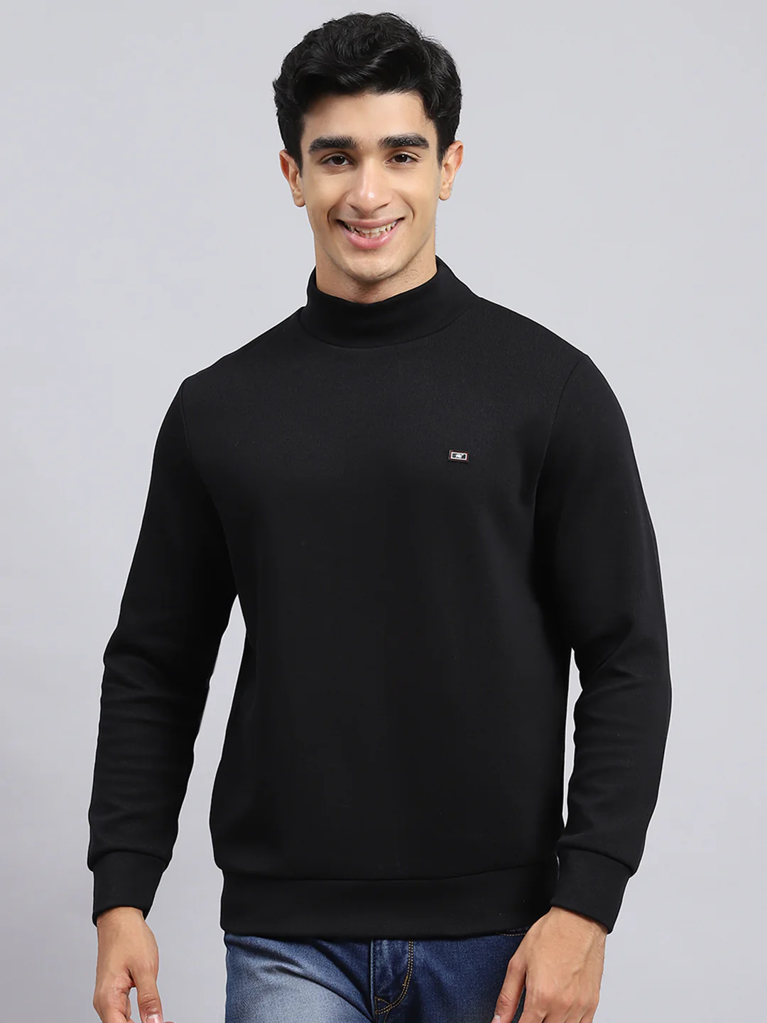 Men Black Plain T-Shirt - Image 2