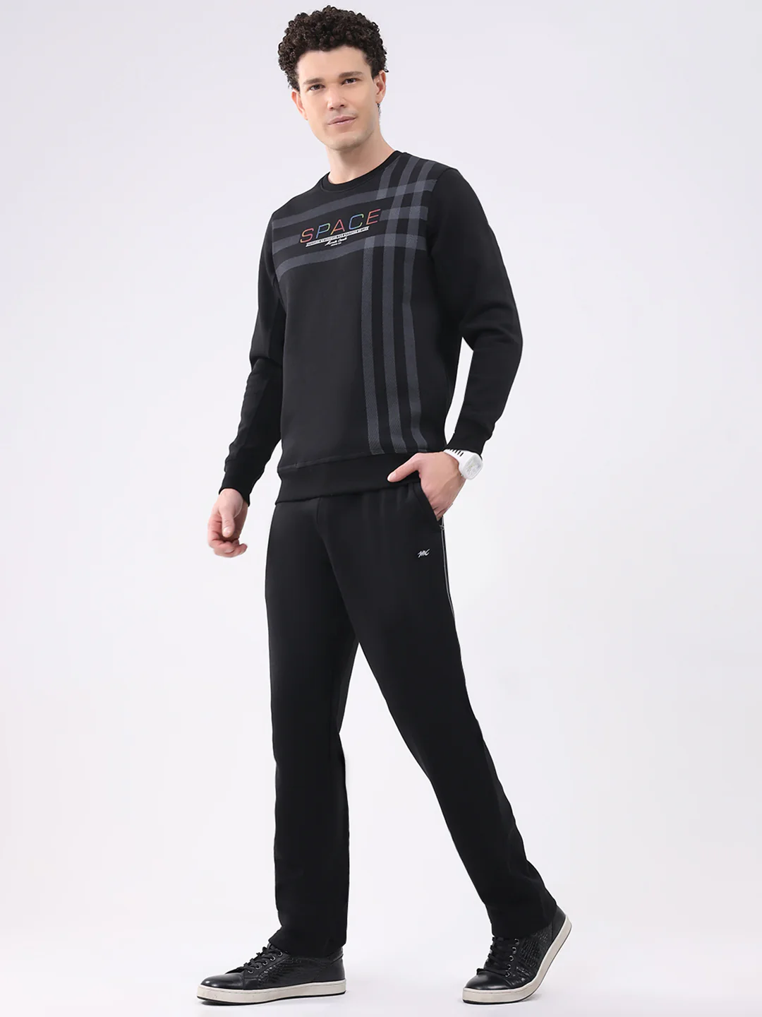 Men Black Printed Collar Full Sleeve Winter Tracksuit - Image 3